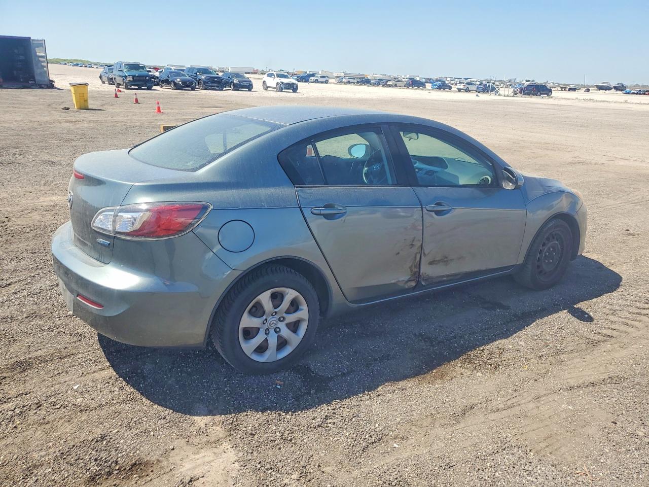 2013 Mazda 3 I Teal vin: JM1BL1U72D1758175