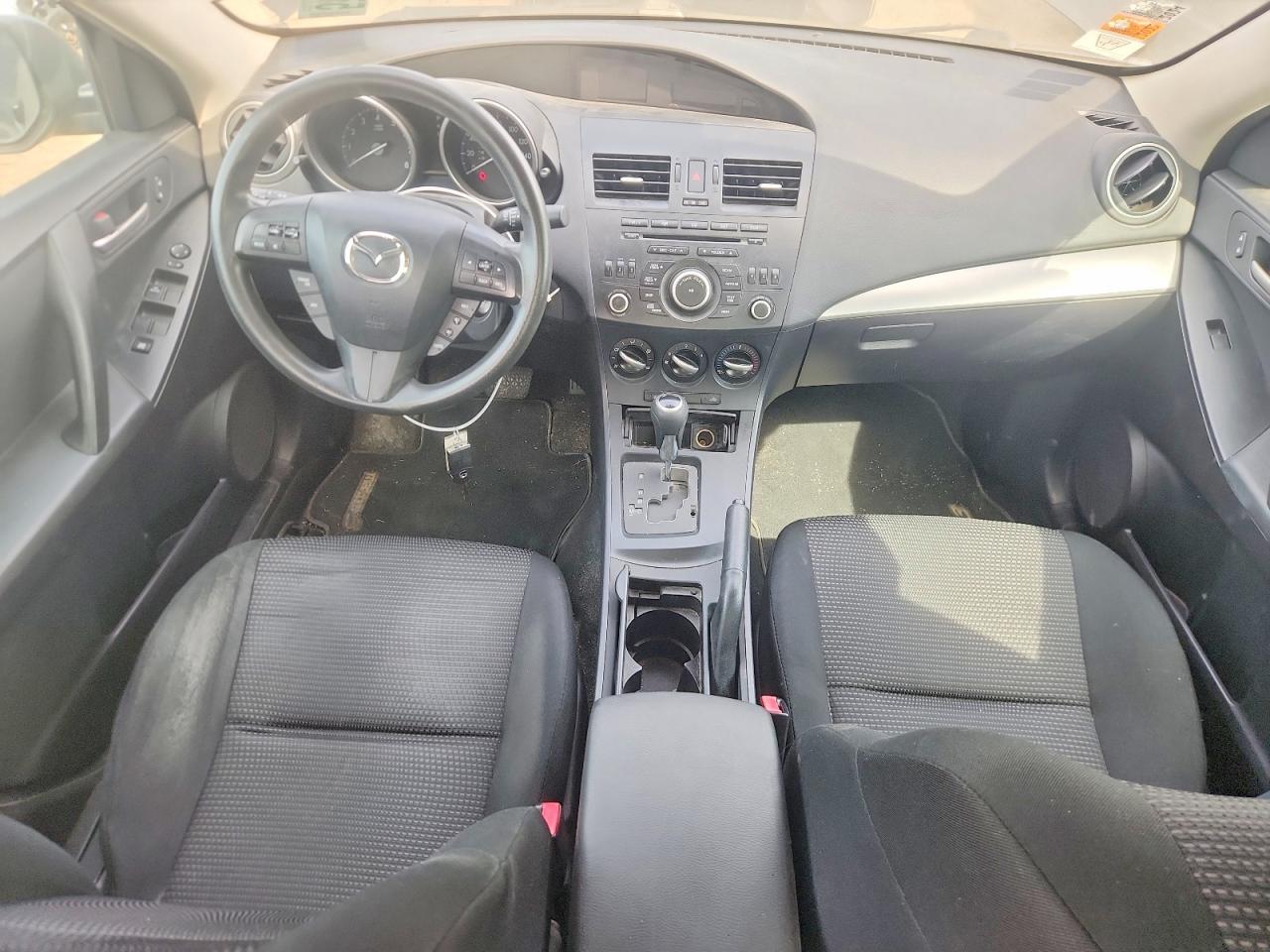 2013 Mazda 3 I Black vin: JM1BL1U72D1826555