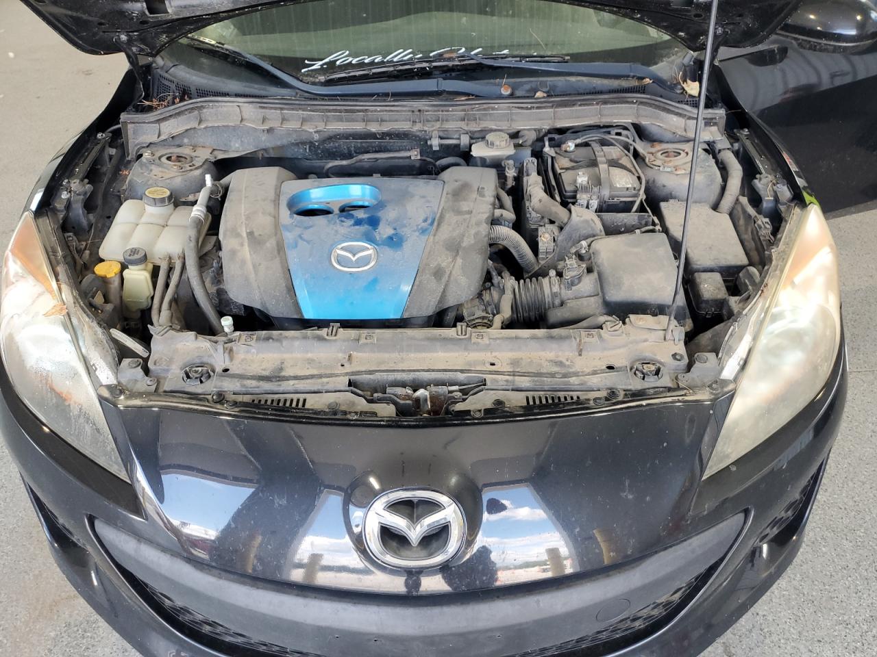 2013 Mazda 3 I Black vin: JM1BL1U73D1752837 Damage: Left Head Lamp, Faded, Repair Required