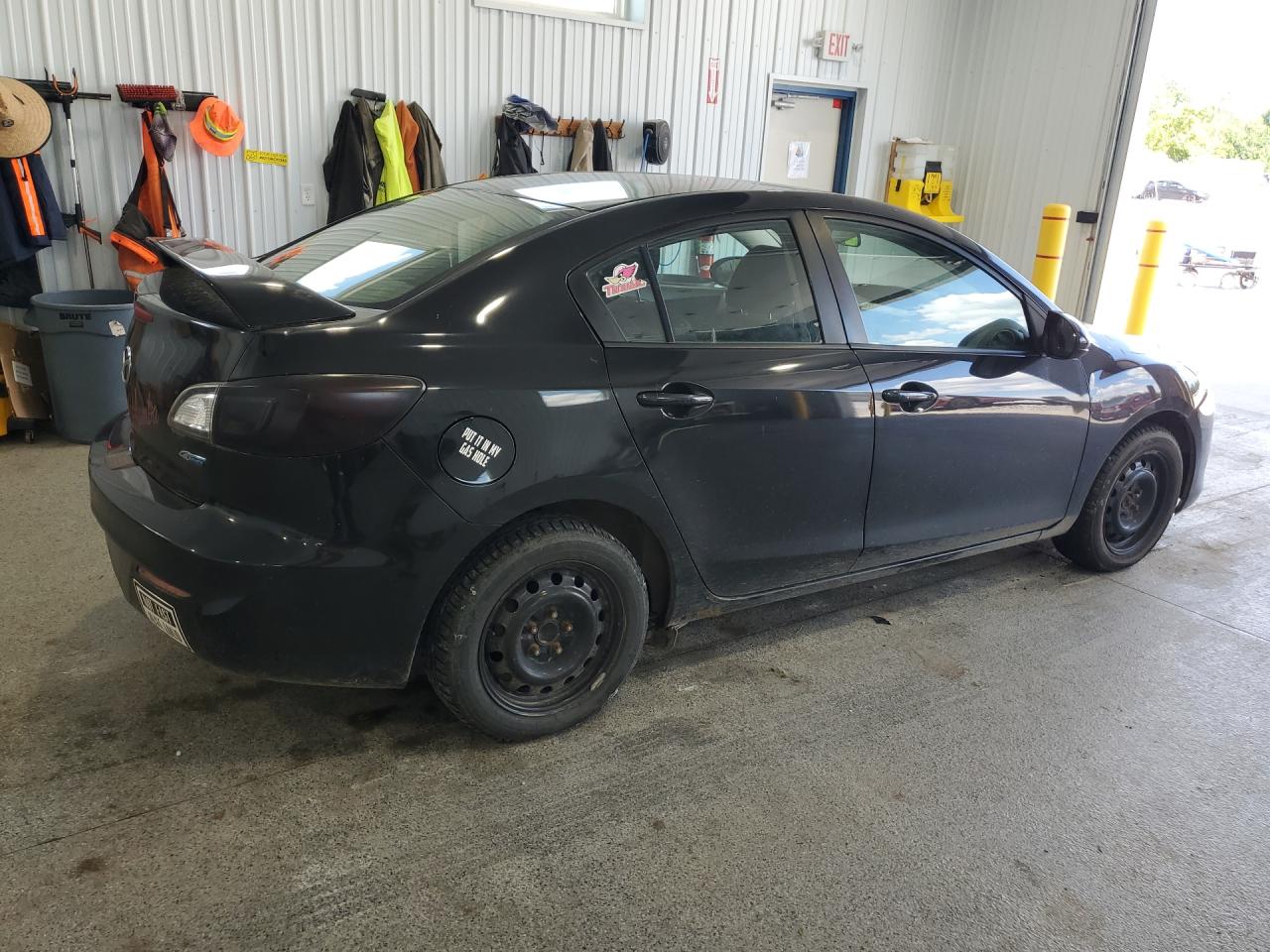 2013 Mazda 3 I Black vin: JM1BL1U73D1752837 Damage: Right Rocker Panel, Rust, 5 To 6 Inches