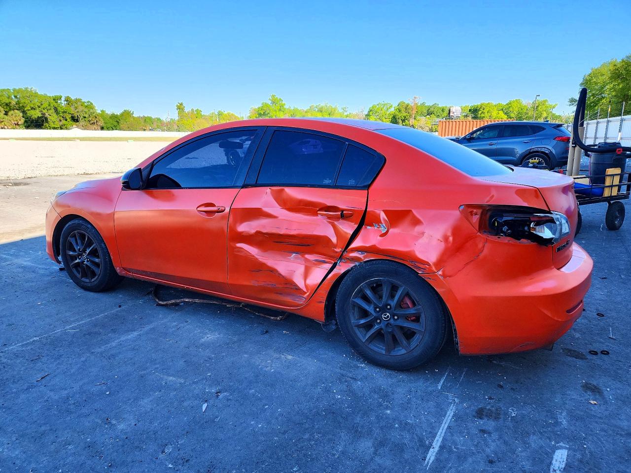 2013 Mazda 3 I Orange vin: JM1BL1U74D1702688