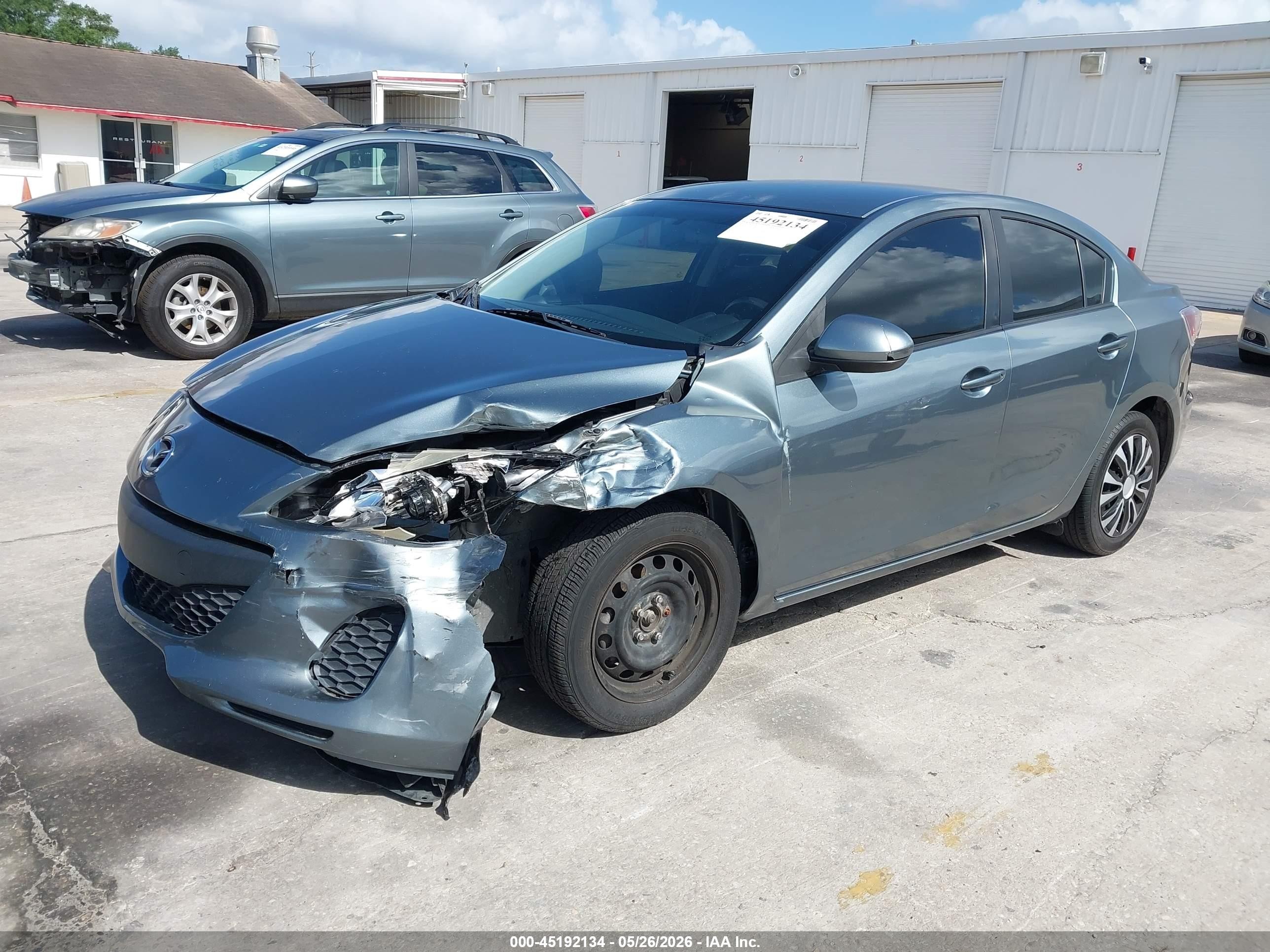 2013 Mazda Mazda3 I Sport Blue vin: JM1BL1U74D1777486