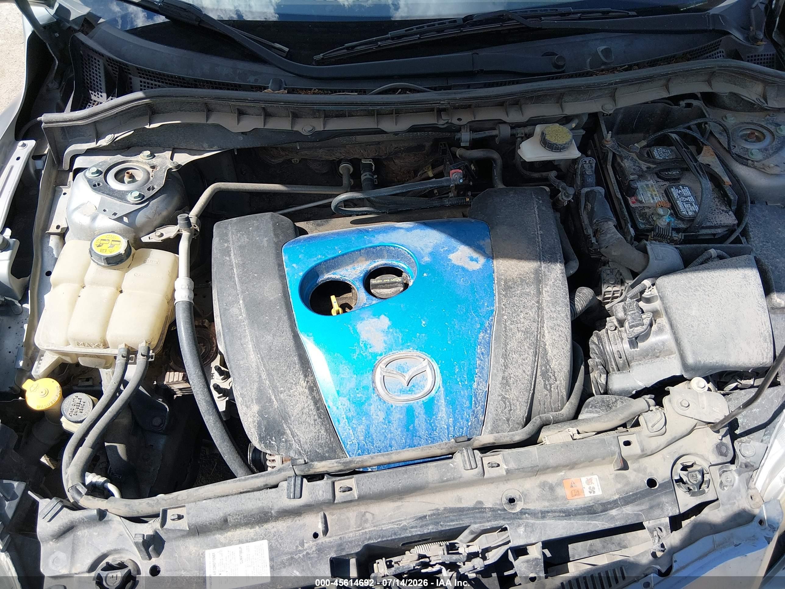 2013 Mazda Mazda3 I Sport Серебряный vin: JM1BL1U75D1760051