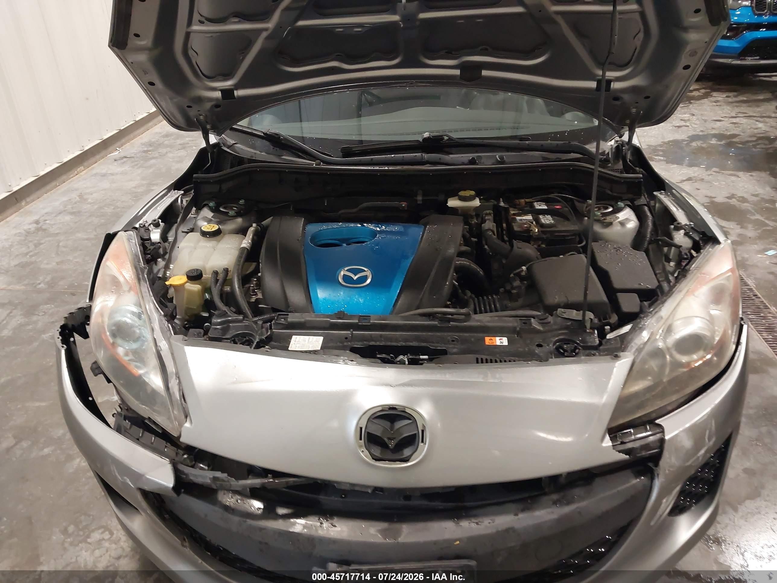 2013 Mazda Mazda3 I Sport Silver vin: JM1BL1U76D1714261