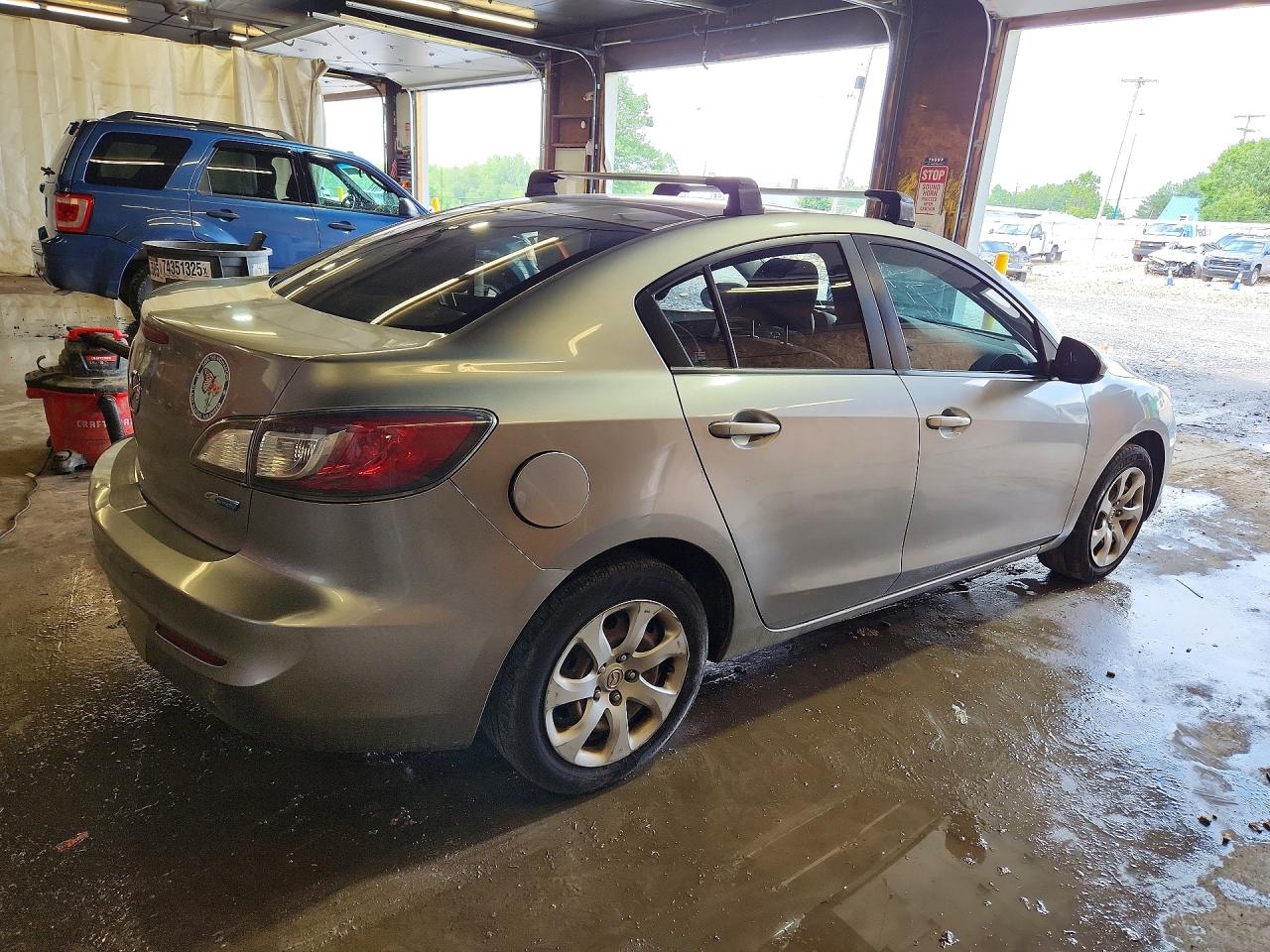 2013 Mazda 3 I Silver vin: JM1BL1U76D1719900
