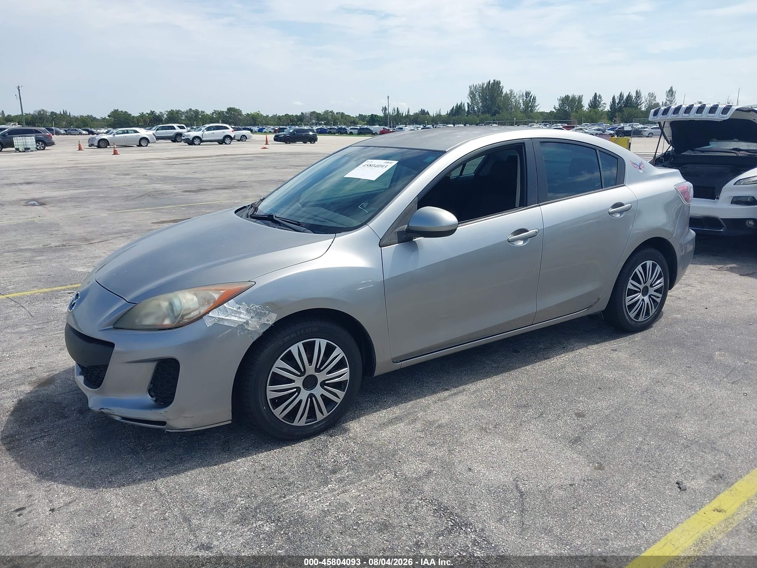 2013 Mazda Mazda3 I Sport Gray vin: JM1BL1U76D1747812
