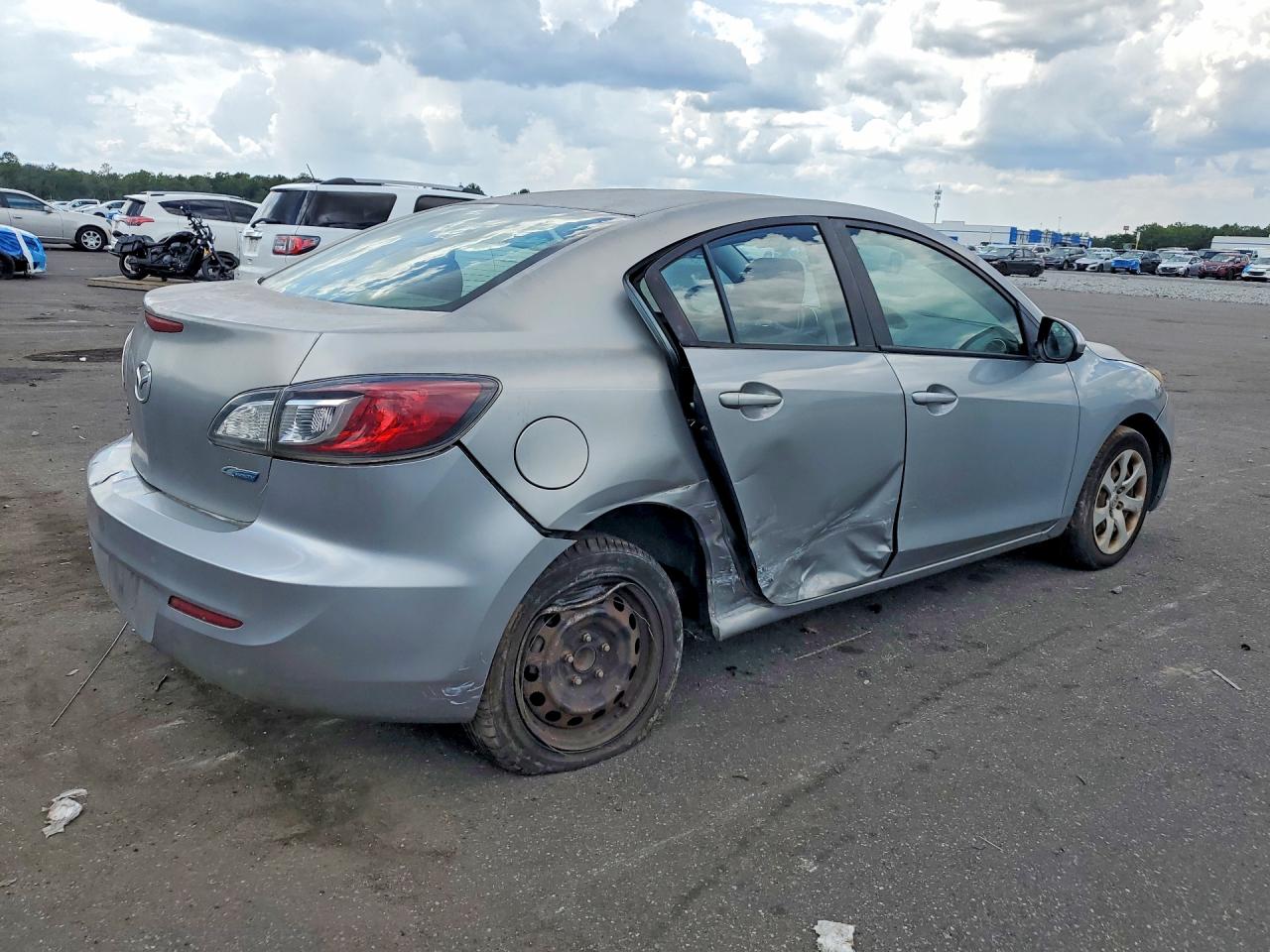 2013 Mazda 3 I Silver vin: JM1BL1U76D1809872