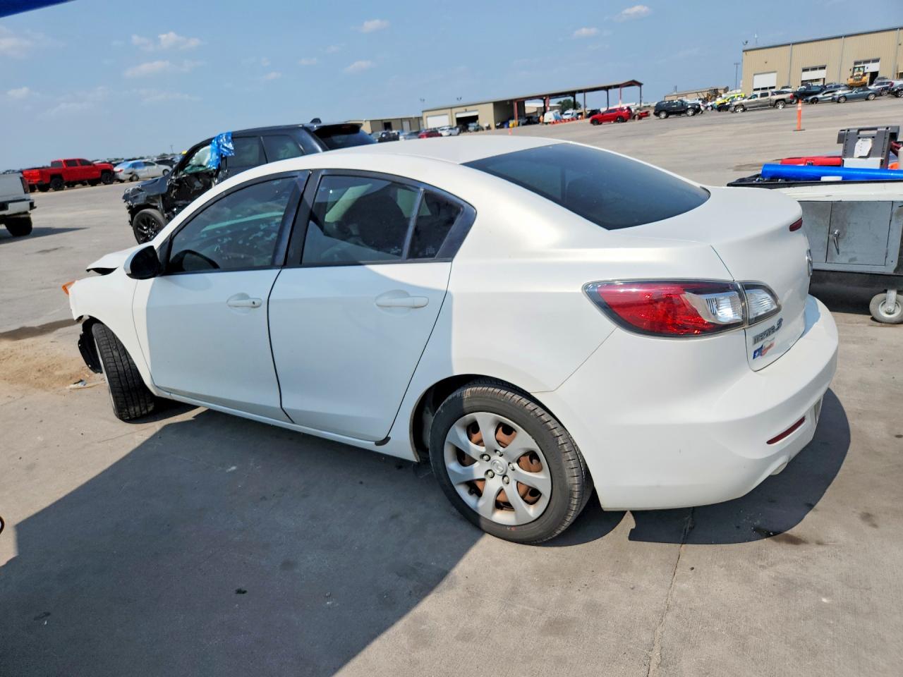 2013 Mazda 3 I Белый vin: JM1BL1U77D1721140