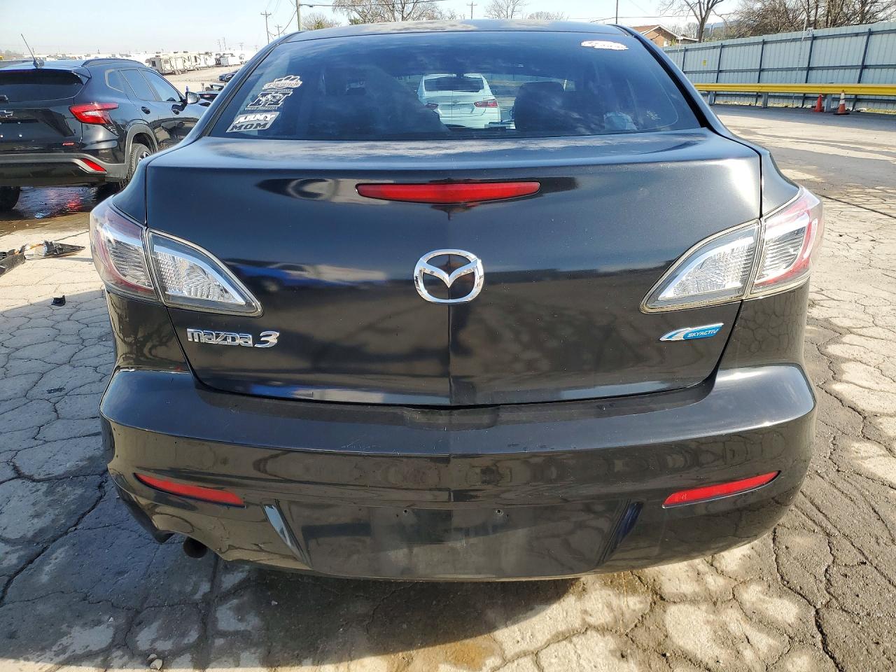 2013 Mazda 3 I Black vin: JM1BL1U77D1835168
