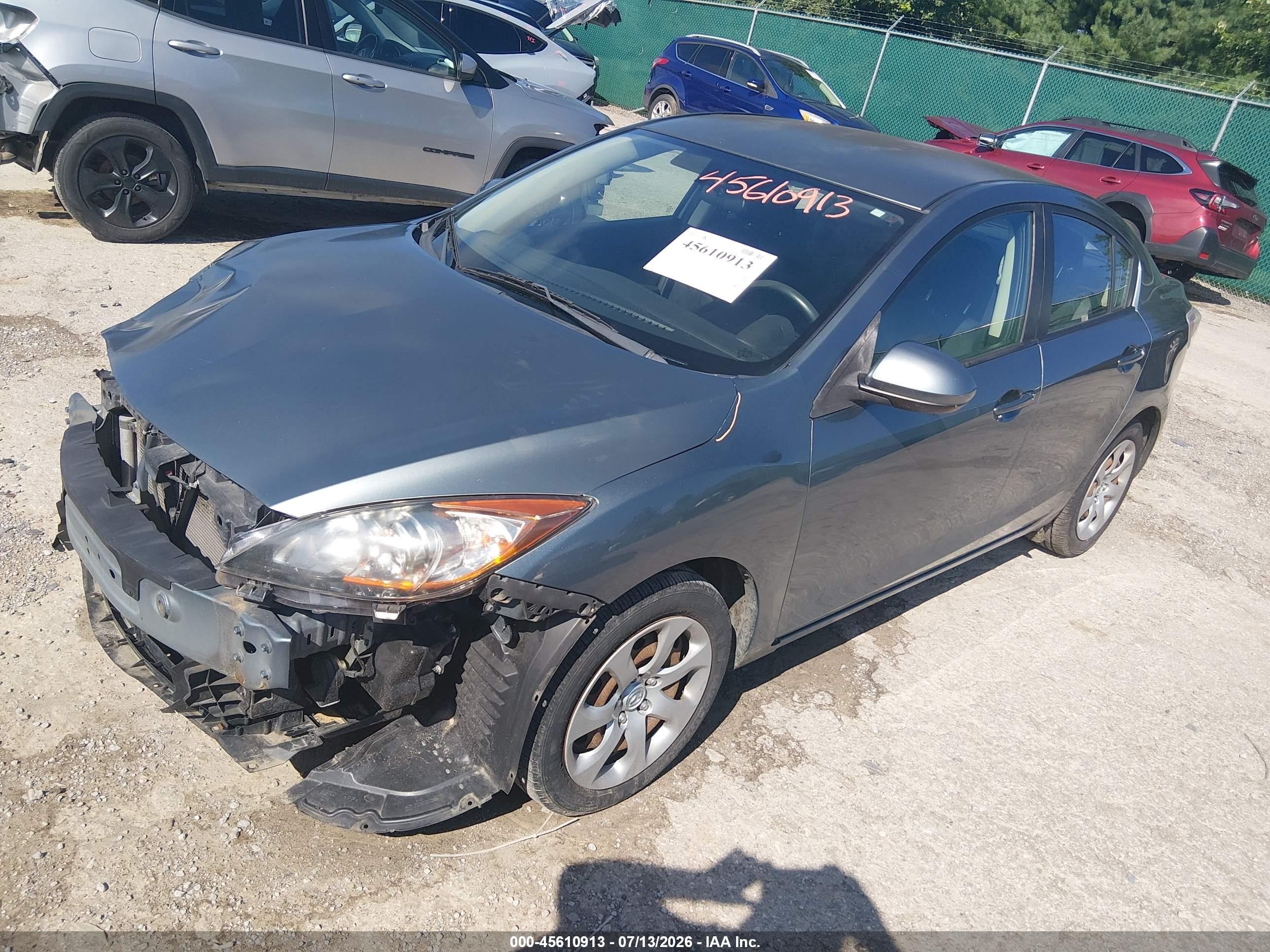 2013 Mazda Mazda3 I Sport Синий vin: JM1BL1U78D1703830