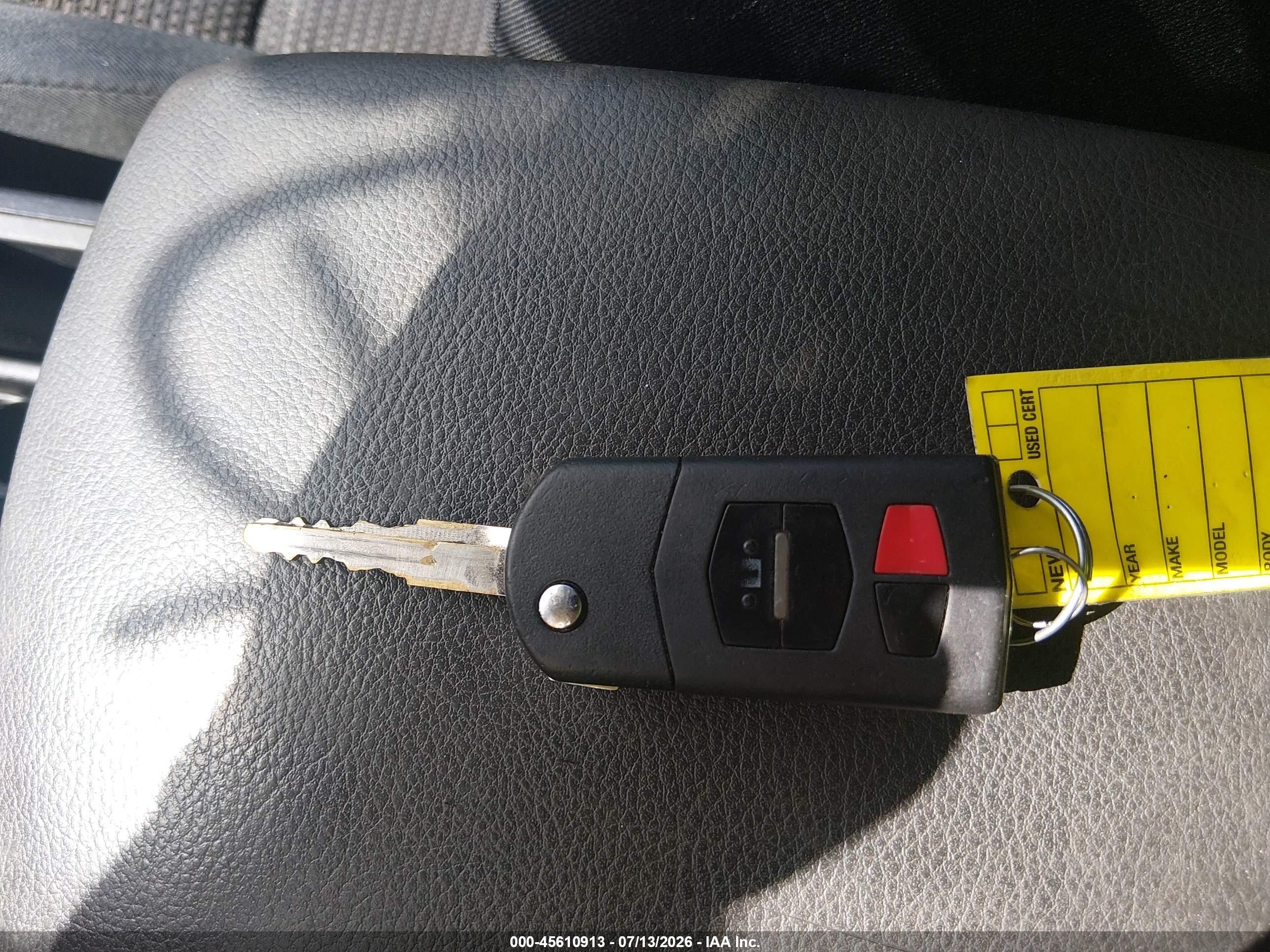 2013 Mazda Mazda3 I Sport Синий vin: JM1BL1U78D1703830