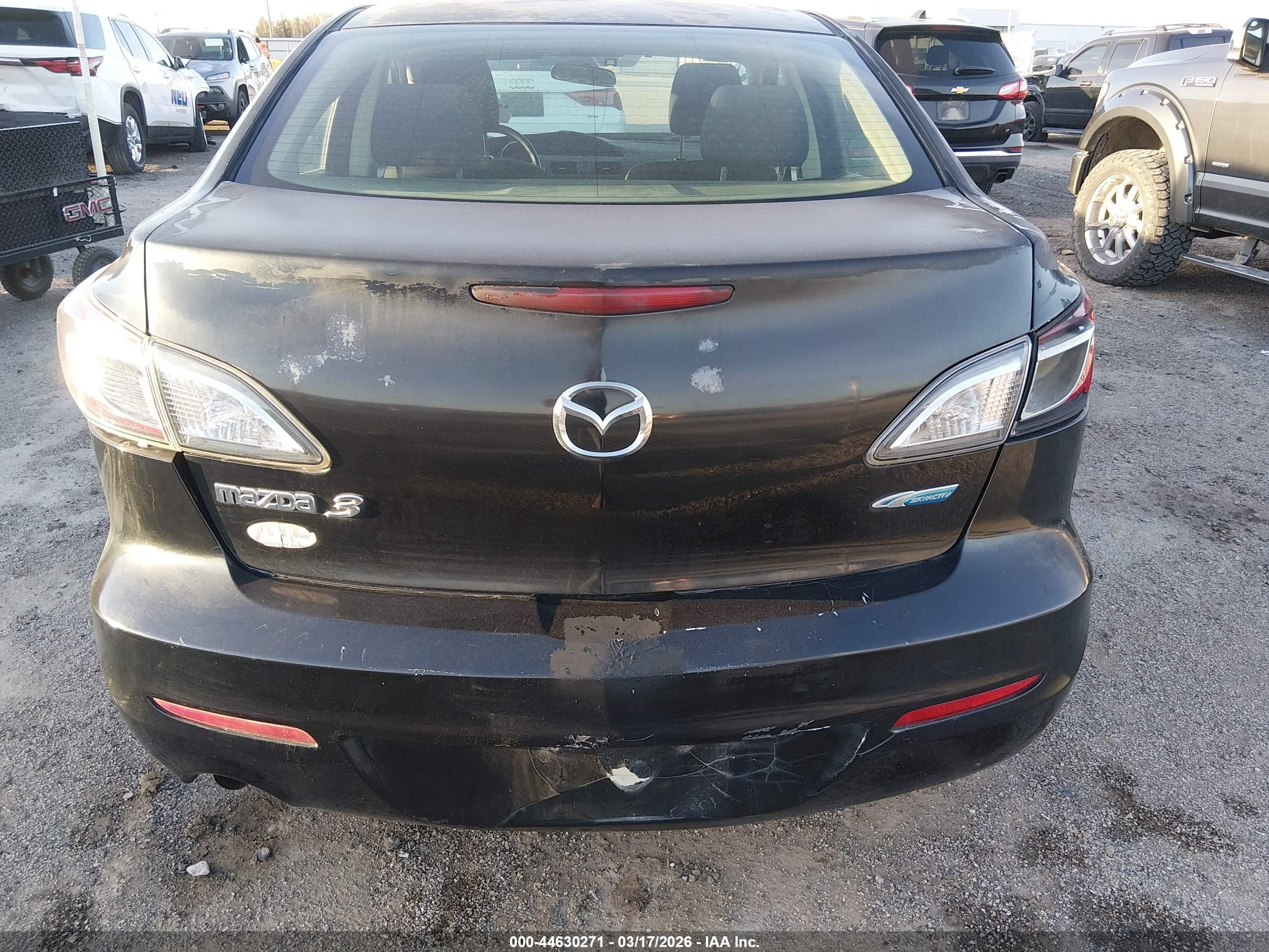 2013 Mazda Mazda3 I Sport Black vin: JM1BL1U7XD1744251