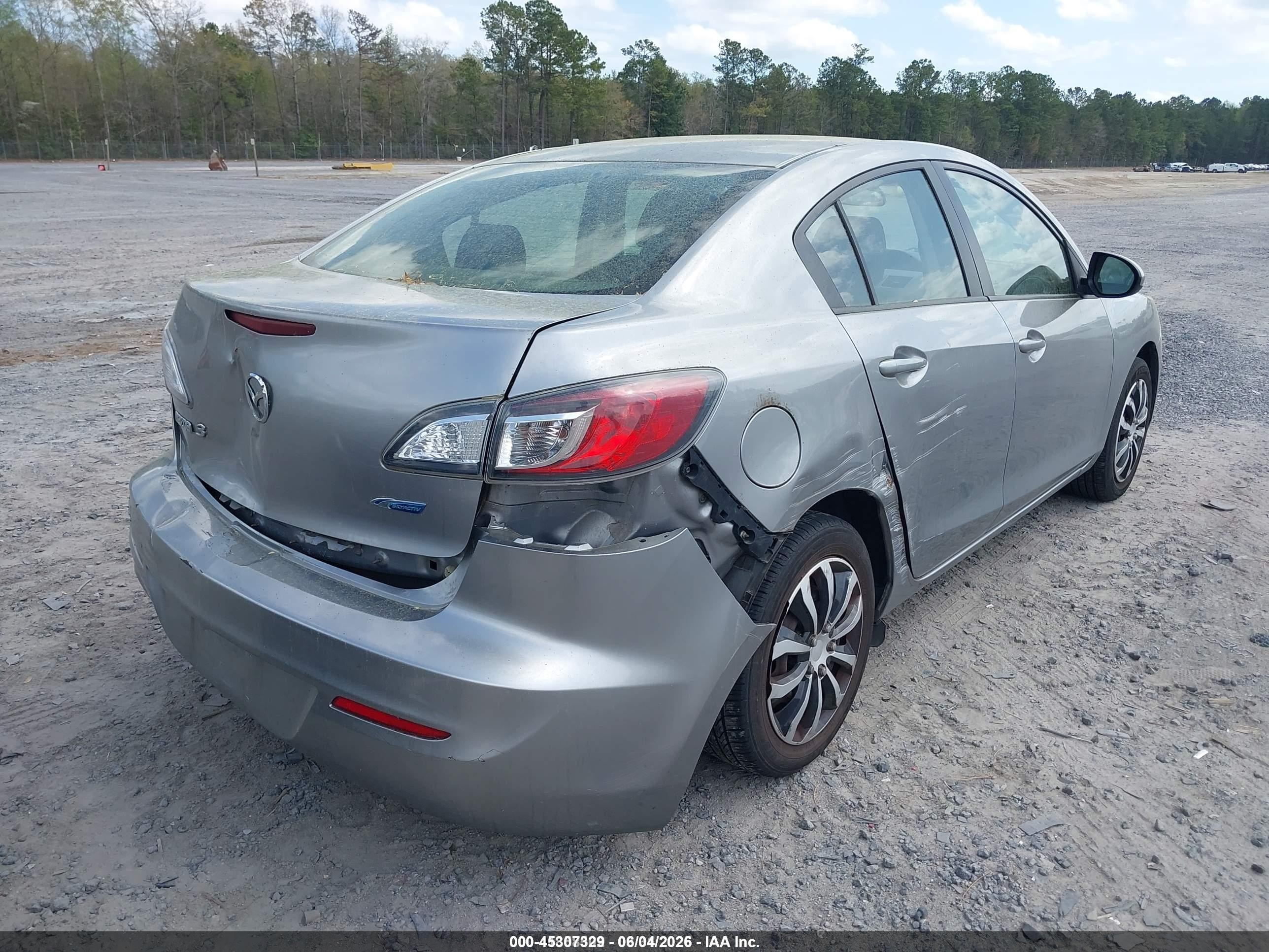 2013 Mazda Mazda3 I Sport Красный vin: JM1BL1U83D1705378