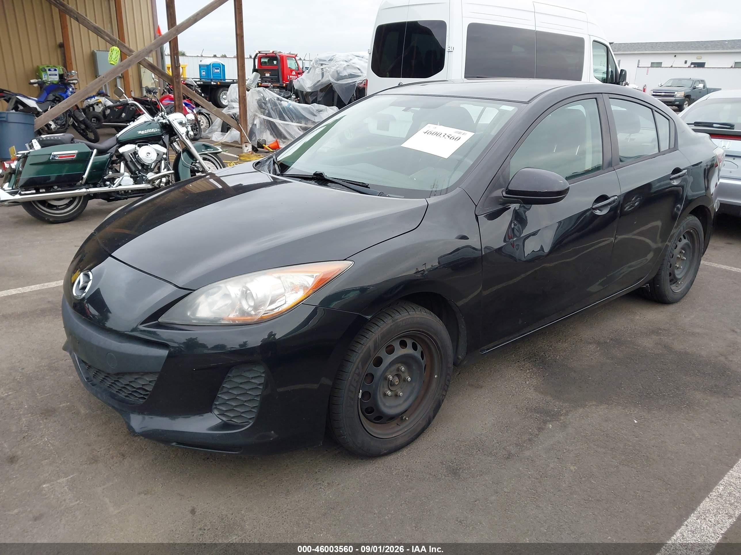 2013 Mazda Mazda3 I Sport Черный vin: JM1BL1U85D1714602