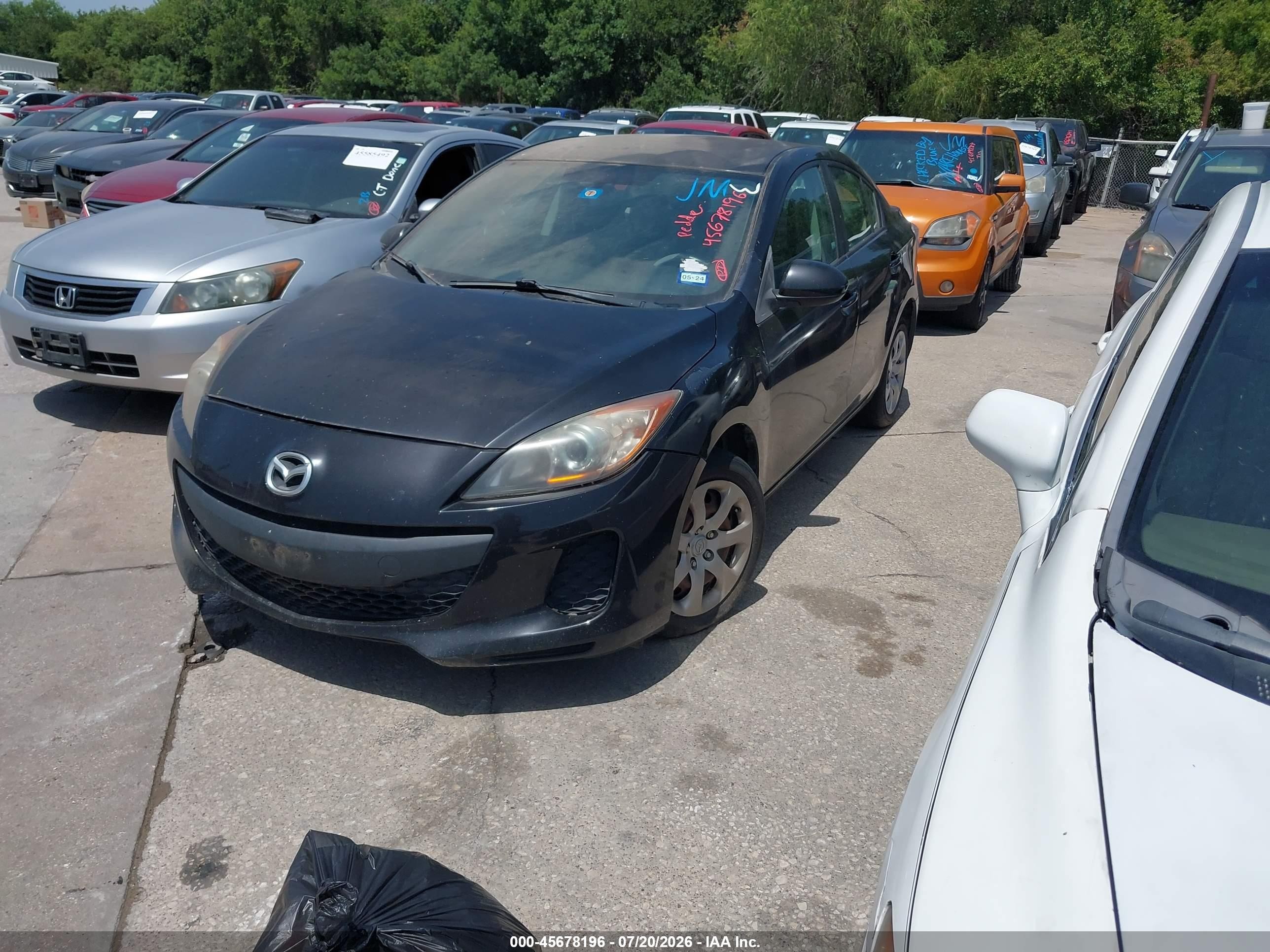 2013 Mazda Mazda3 I Sport Black vin: JM1BL1U88D1705327