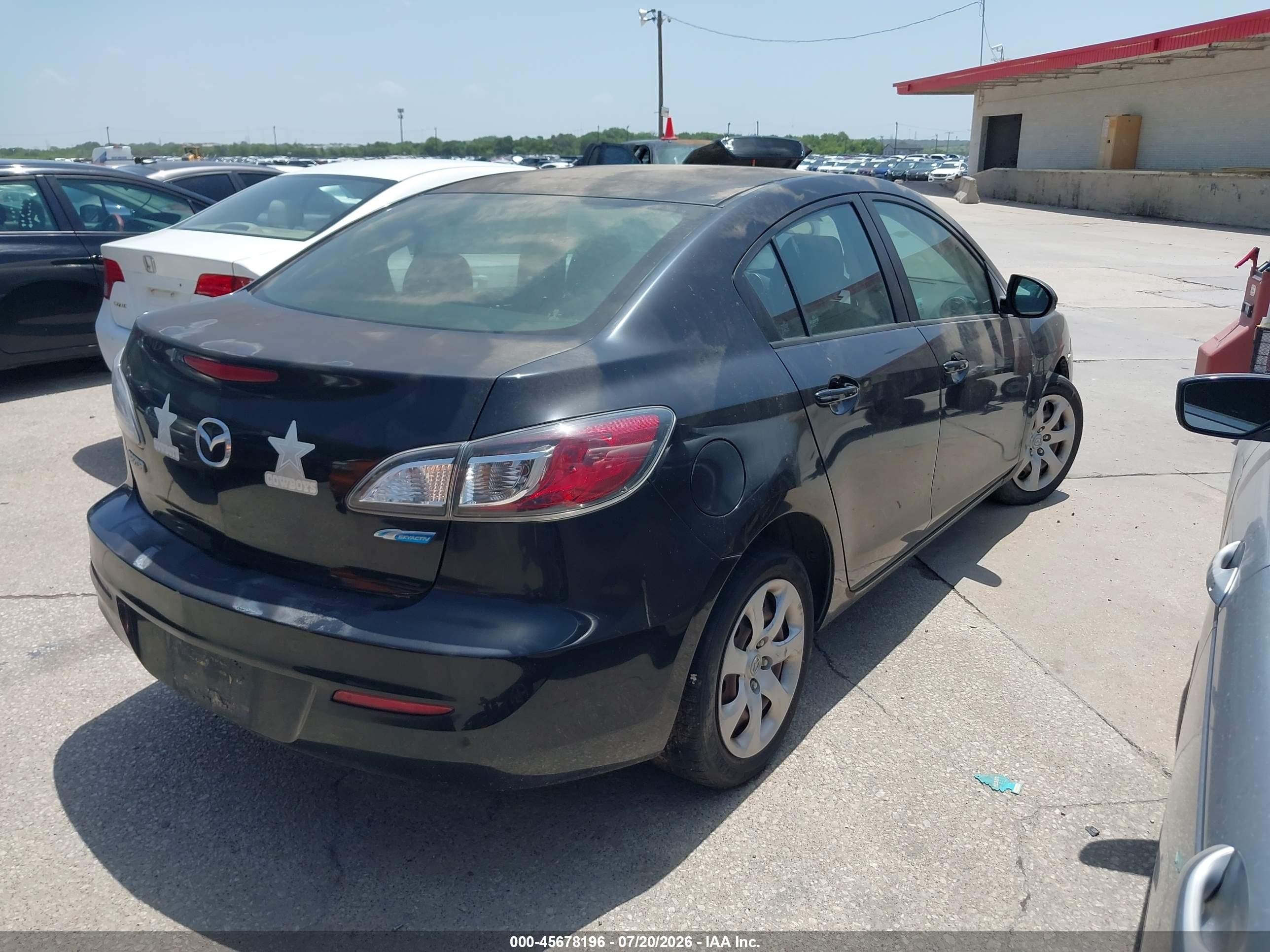 2013 Mazda Mazda3 I Sport Black vin: JM1BL1U88D1705327