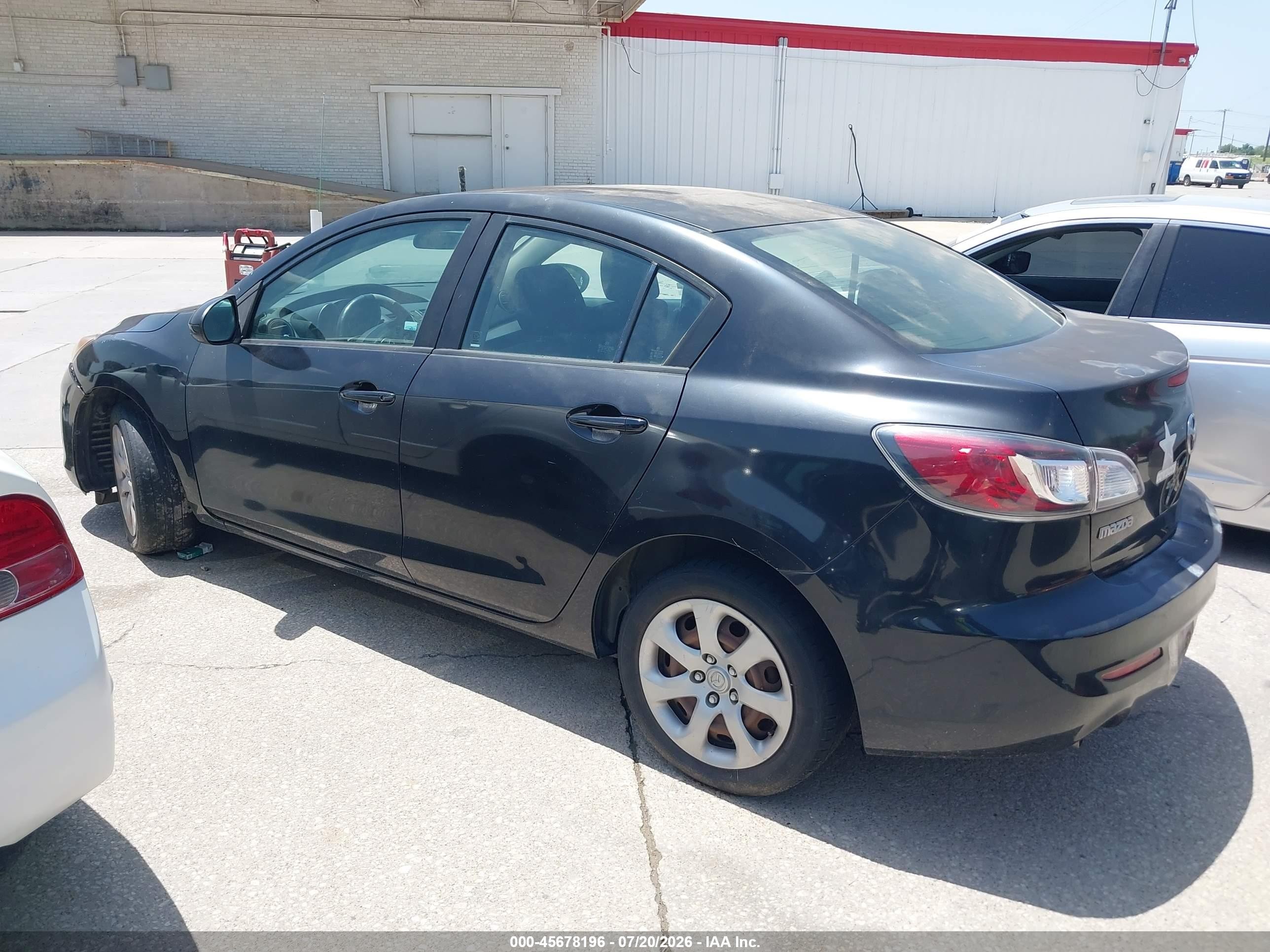 2013 Mazda Mazda3 I Sport Black vin: JM1BL1U88D1705327