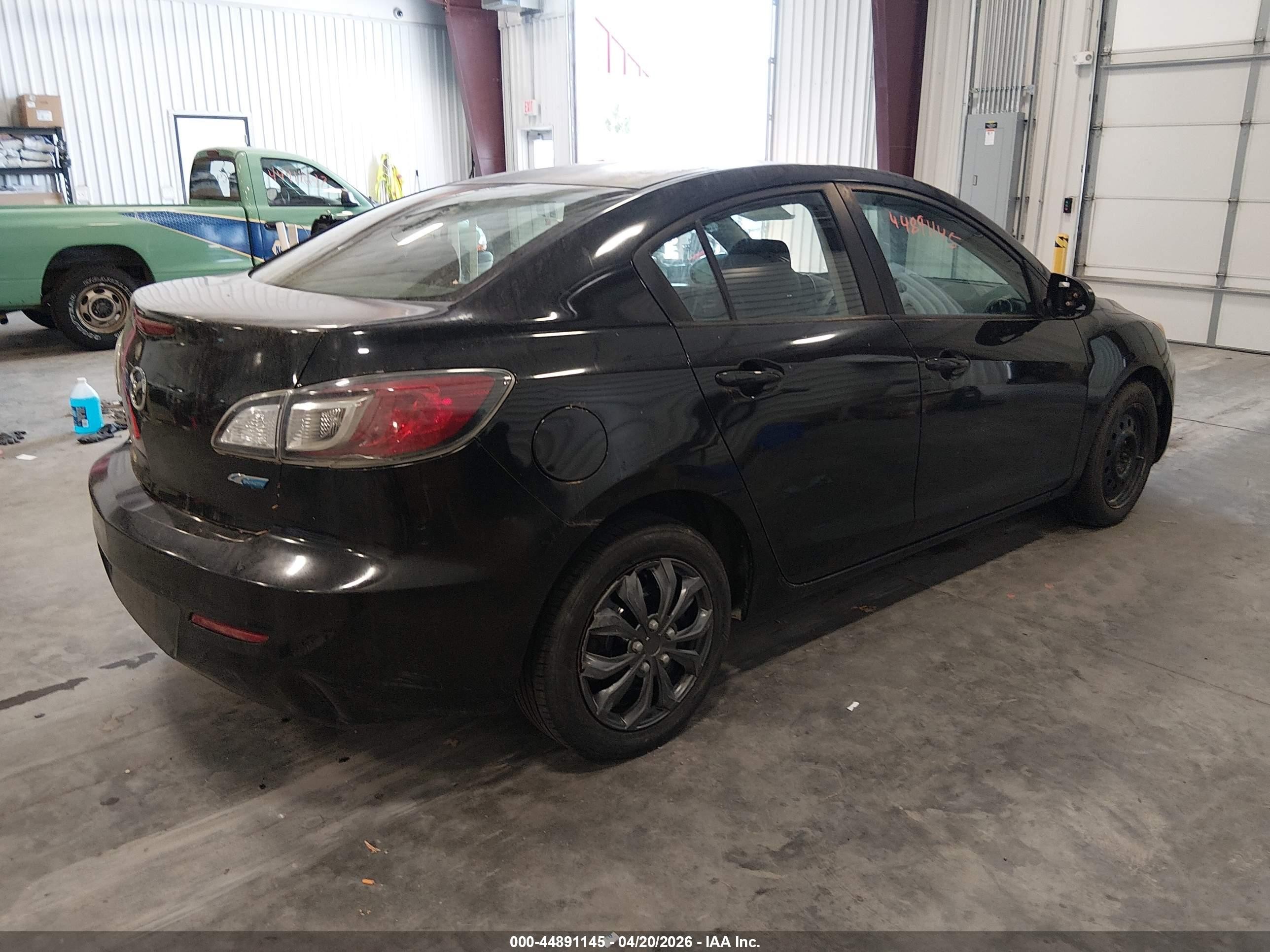 2013 Mazda Mazda3 I Sport Black vin: JM1BL1U8XD1709296