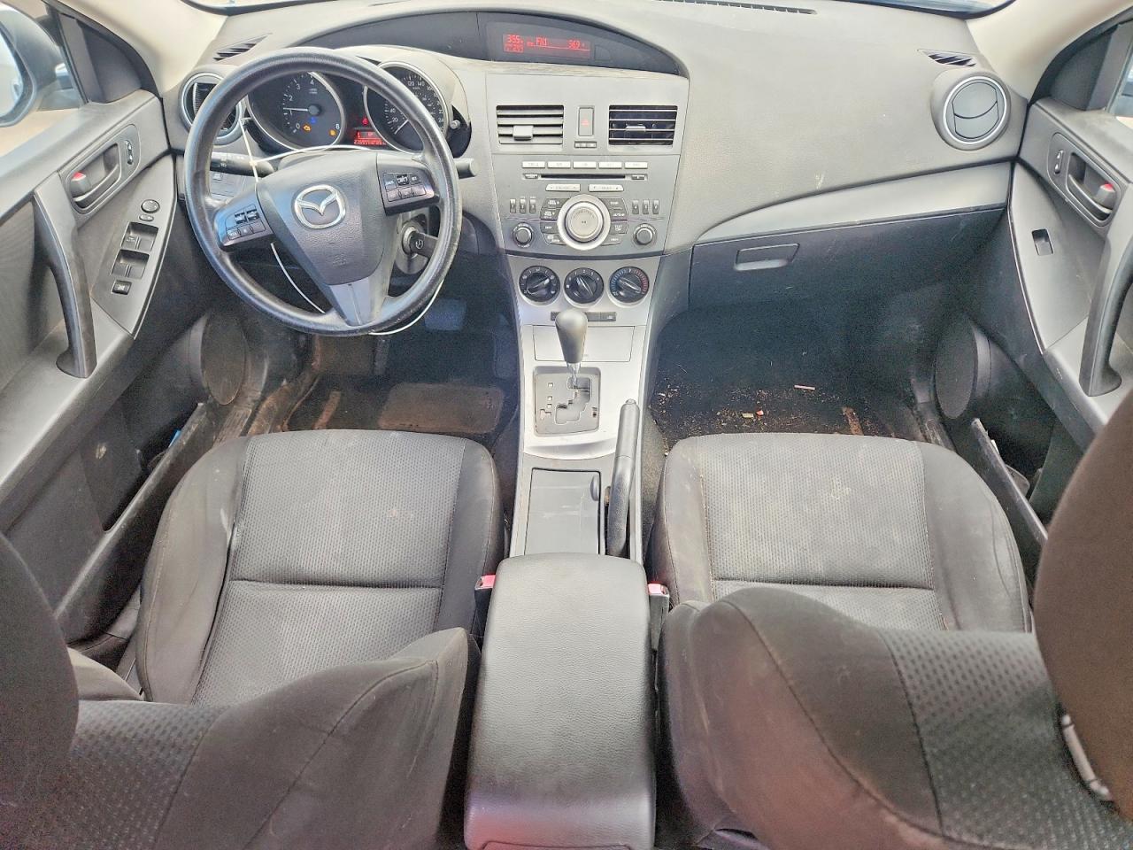 2011 Mazda 3 I Silver vin: JM1BL1UF0B1365201