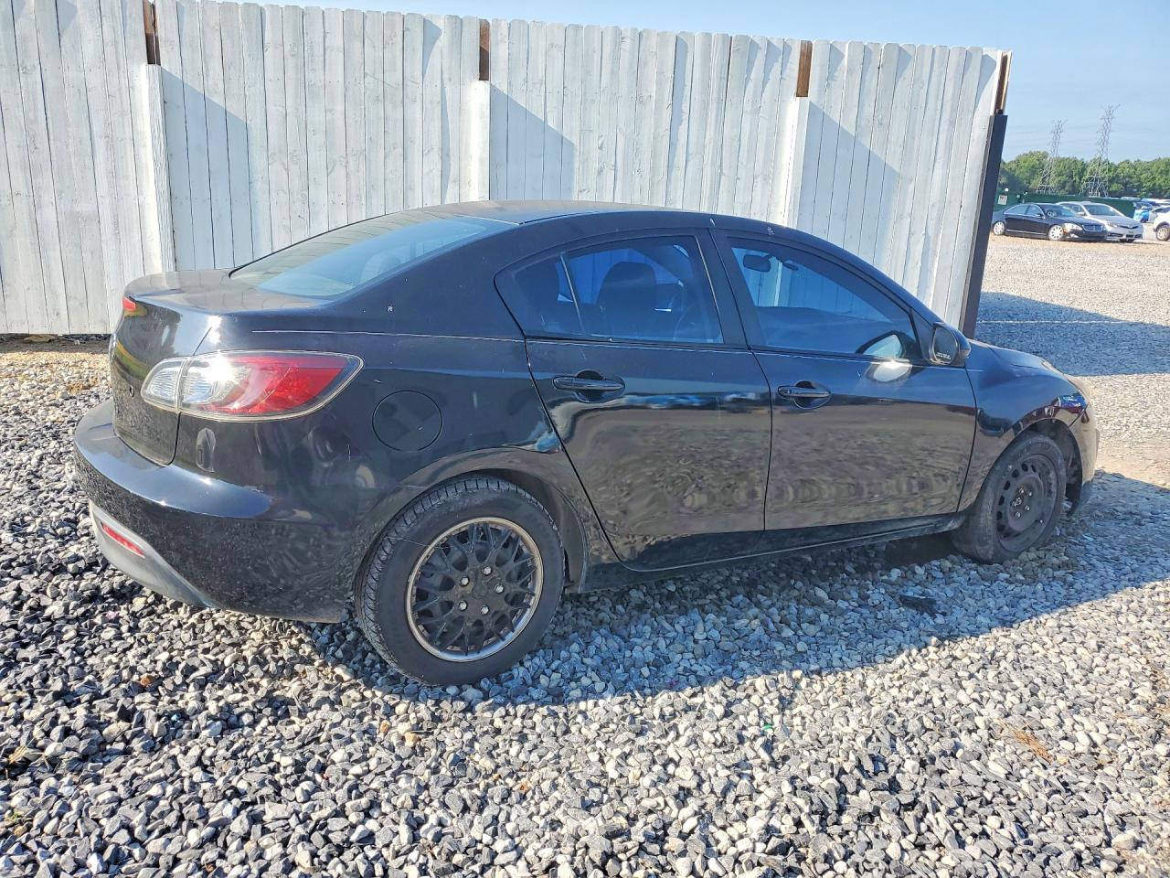 2011 Mazda 3 I Black vin: JM1BL1UF1B1378507