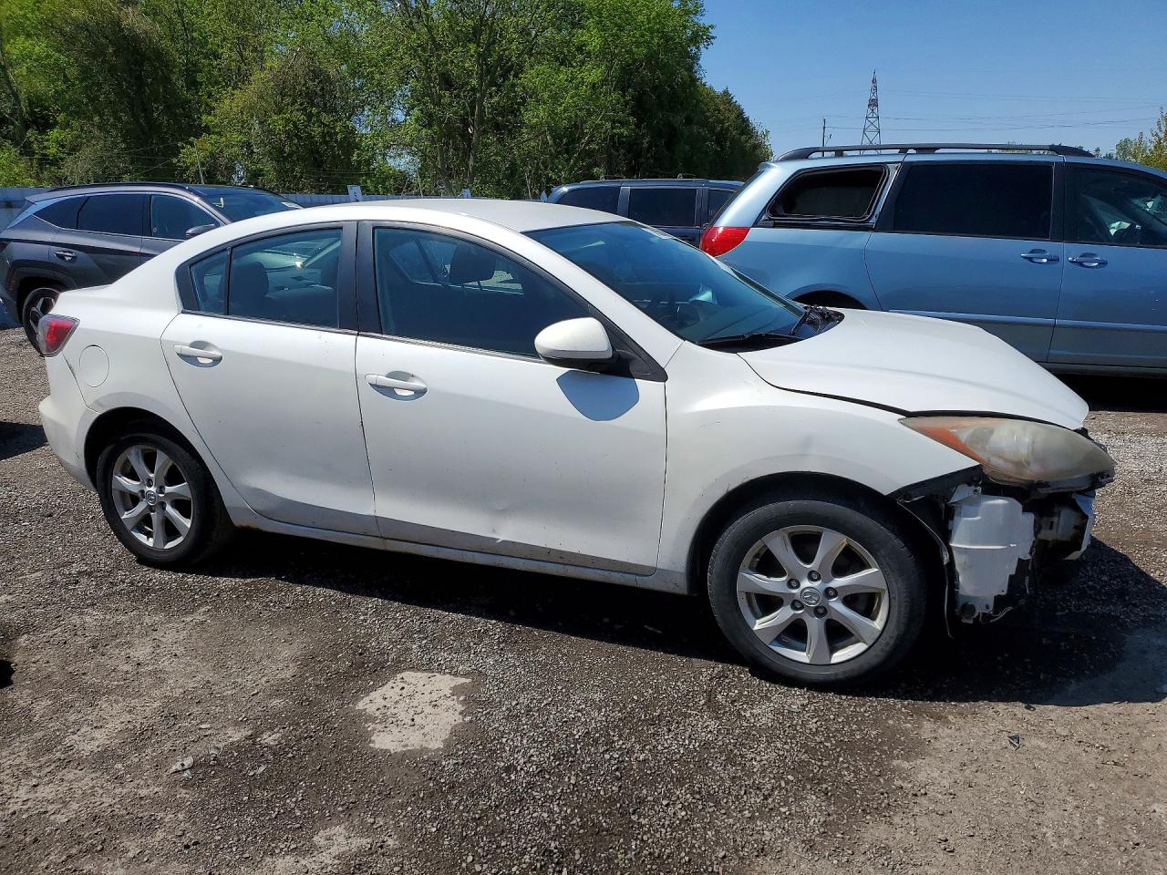 2011 Mazda 3 I White vin: JM1BL1UF4B1434066