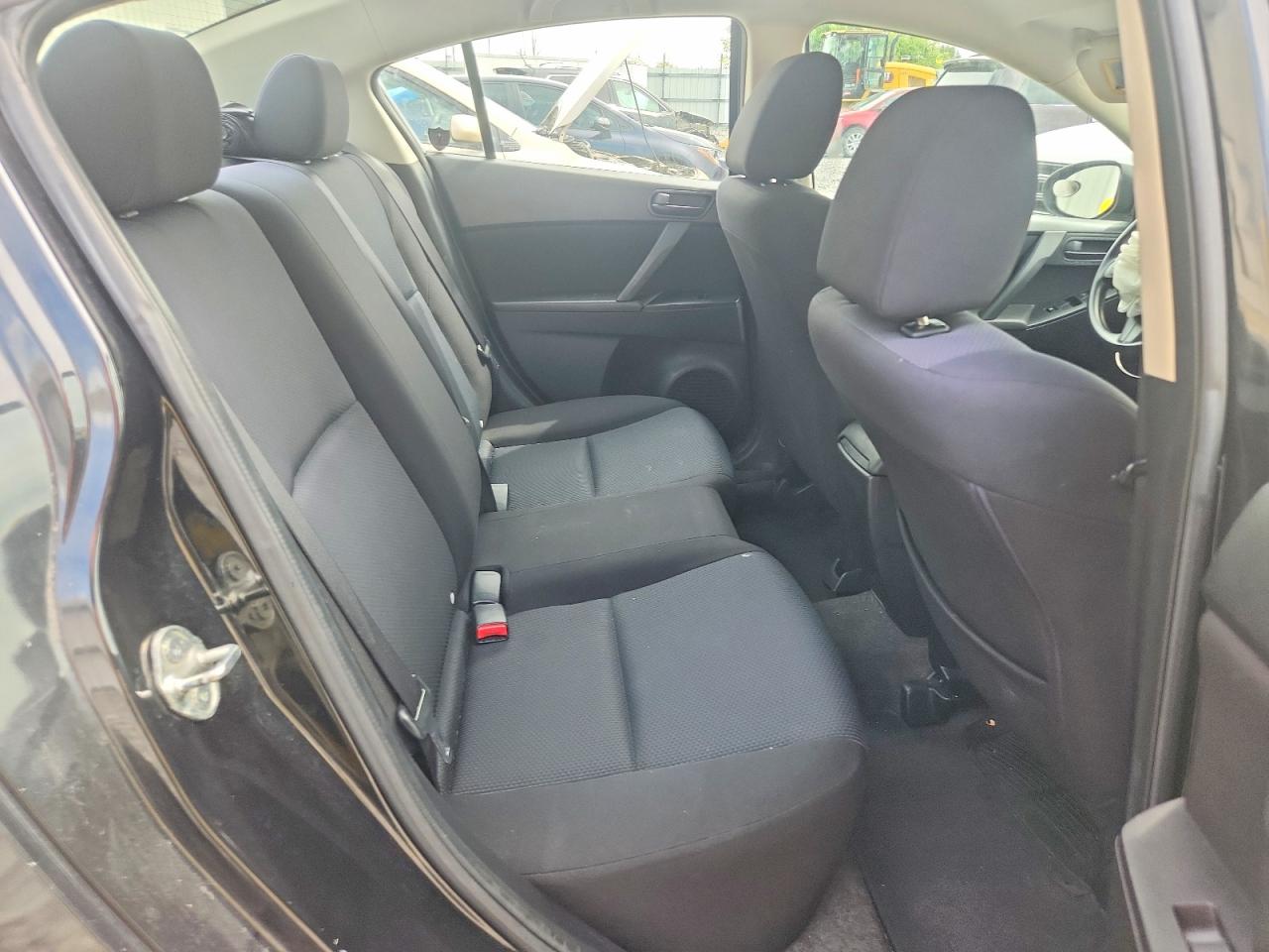 2011 Mazda 3 I Black vin: JM1BL1UF5B1453581