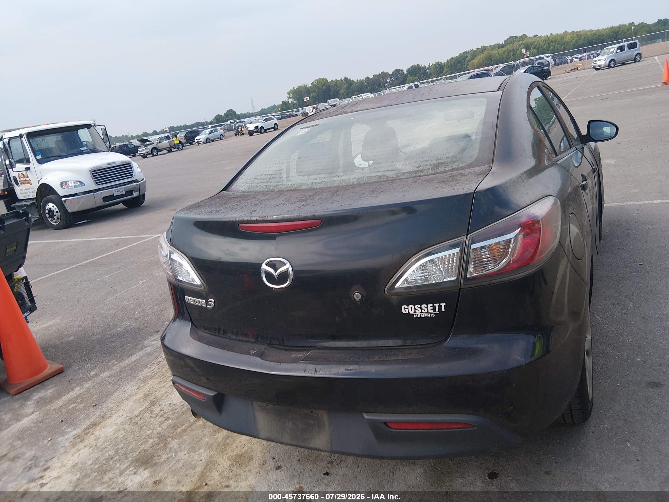 2011 Mazda Mazda3 I Sport Black vin: JM1BL1UF6B1491045