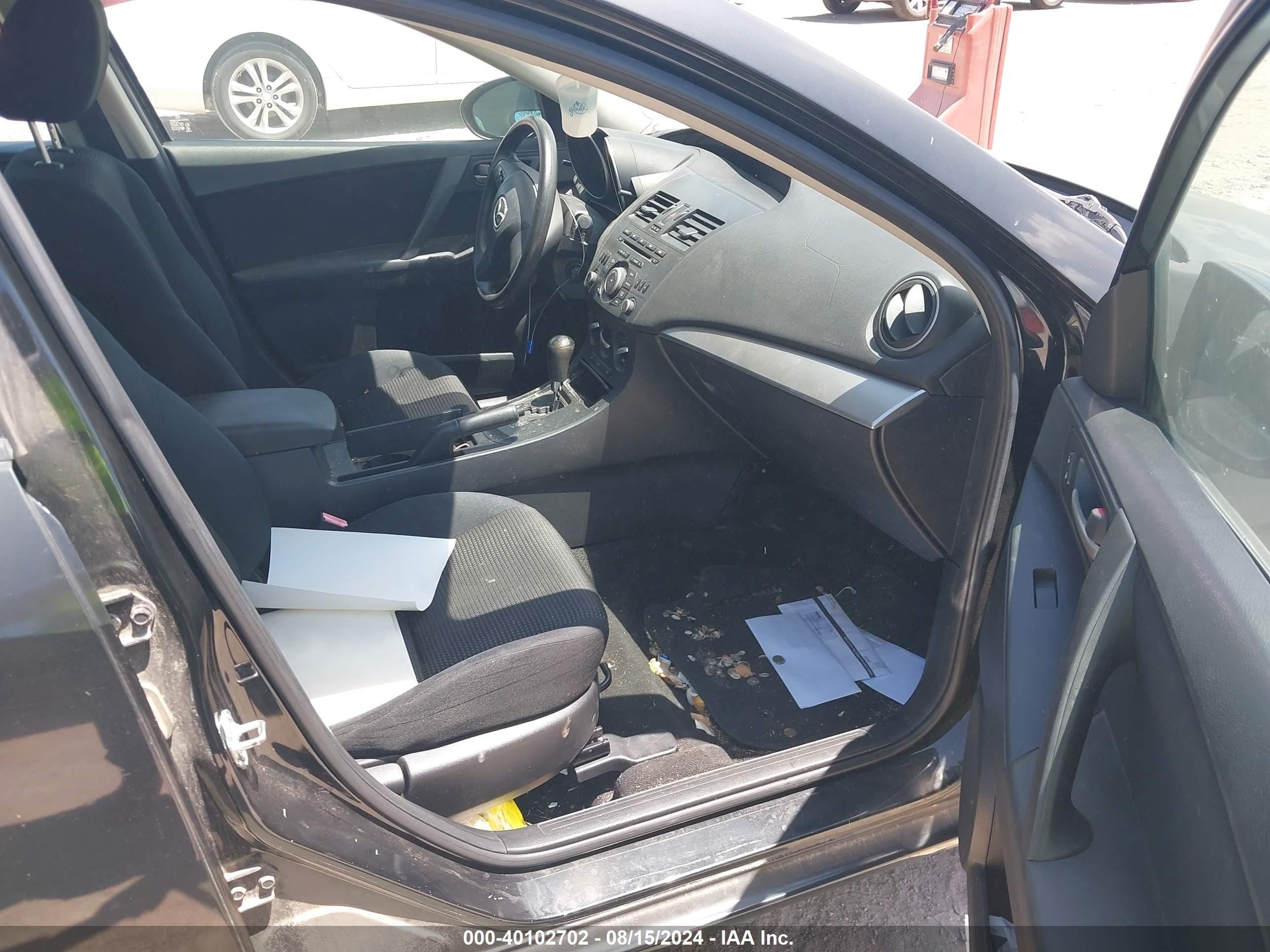 2012 Mazda Mazda3 I Sport Серый vin: JM1BL1UF6C1503356