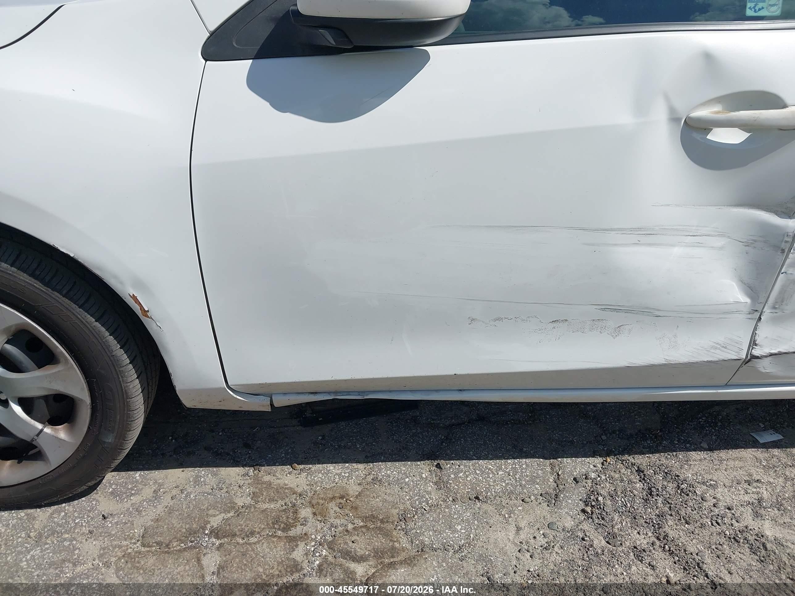 2012 Mazda Mazda3 I Sport Белый vin: JM1BL1UF6C1665388