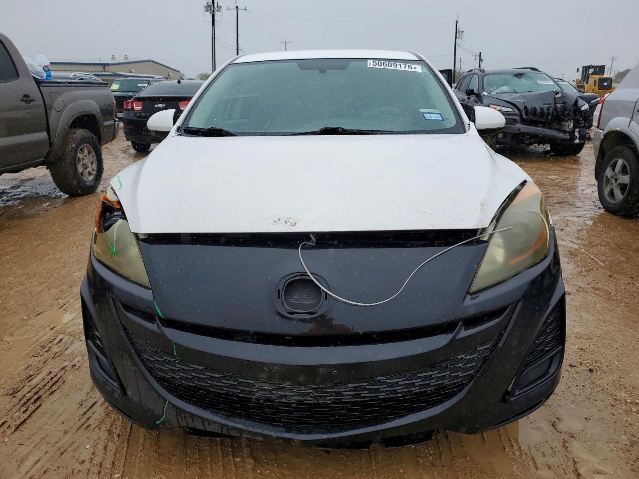 2011 Mazda 3 I White vin: JM1BL1UF7B1366362