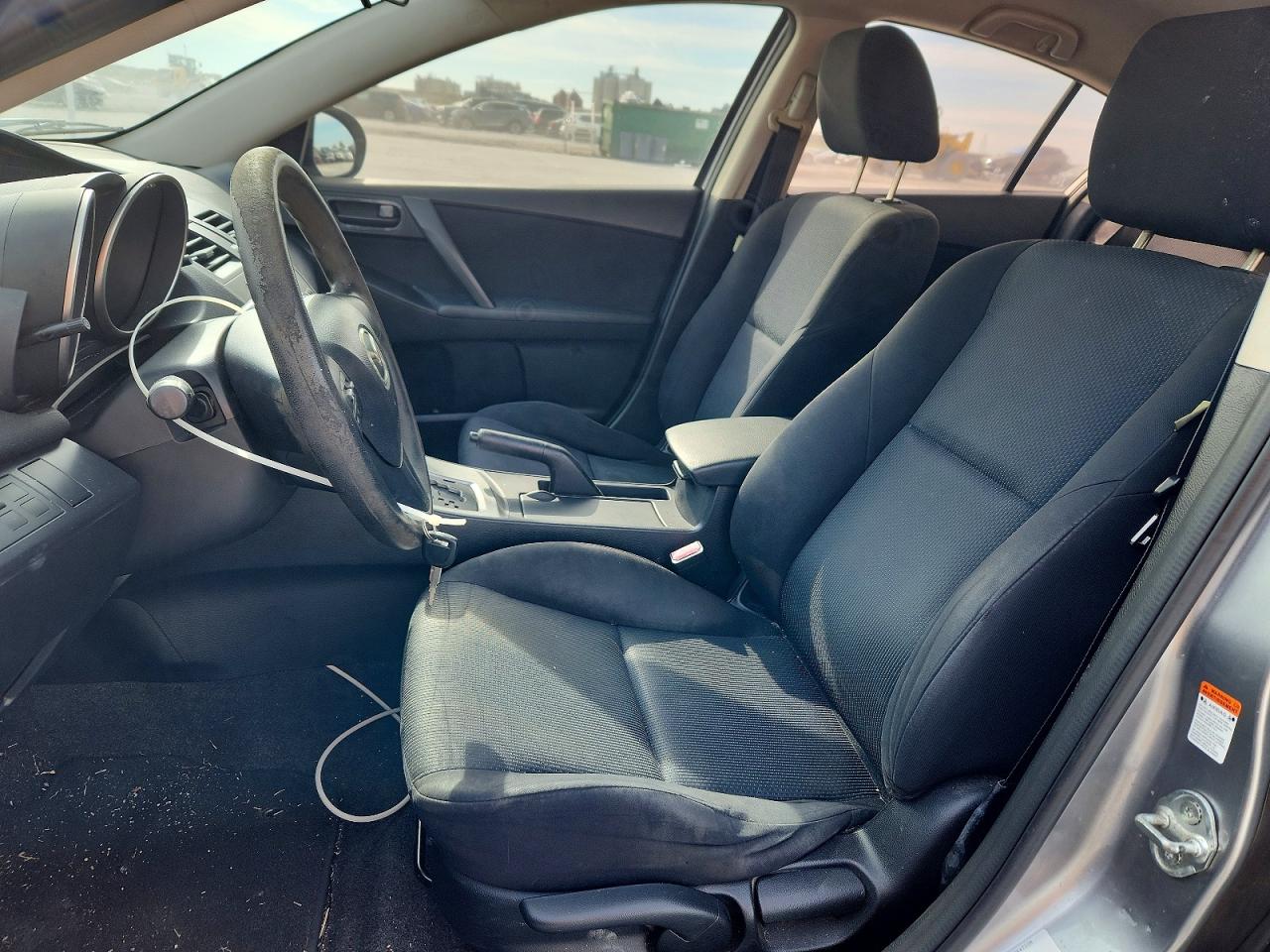 2011 Mazda 3 Silver vin: JM1BL1UF7B1367284