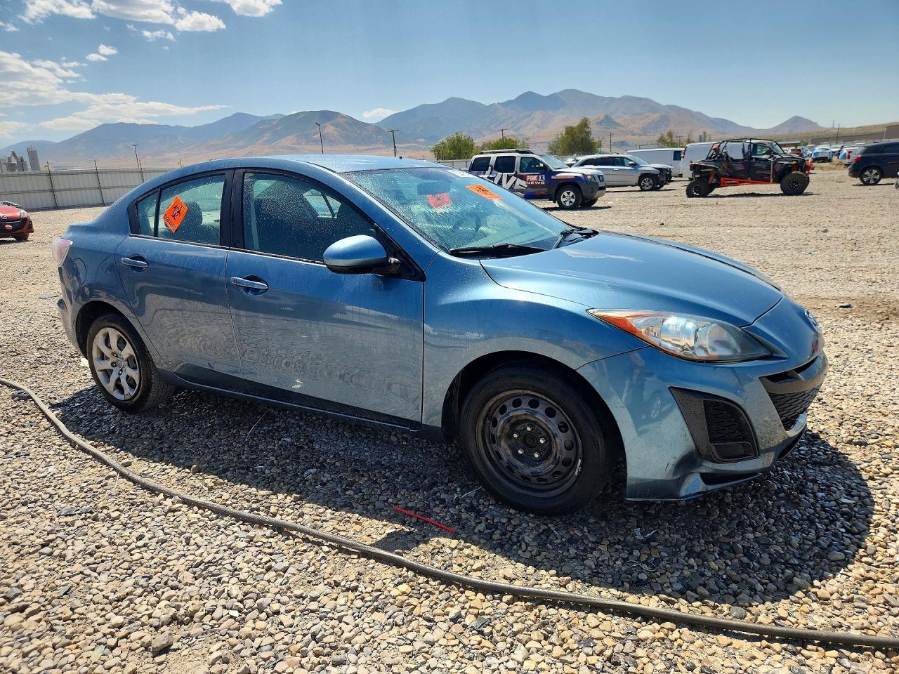 2011 Mazda 3 I Бирюзовый vin: JM1BL1UF7B1370816