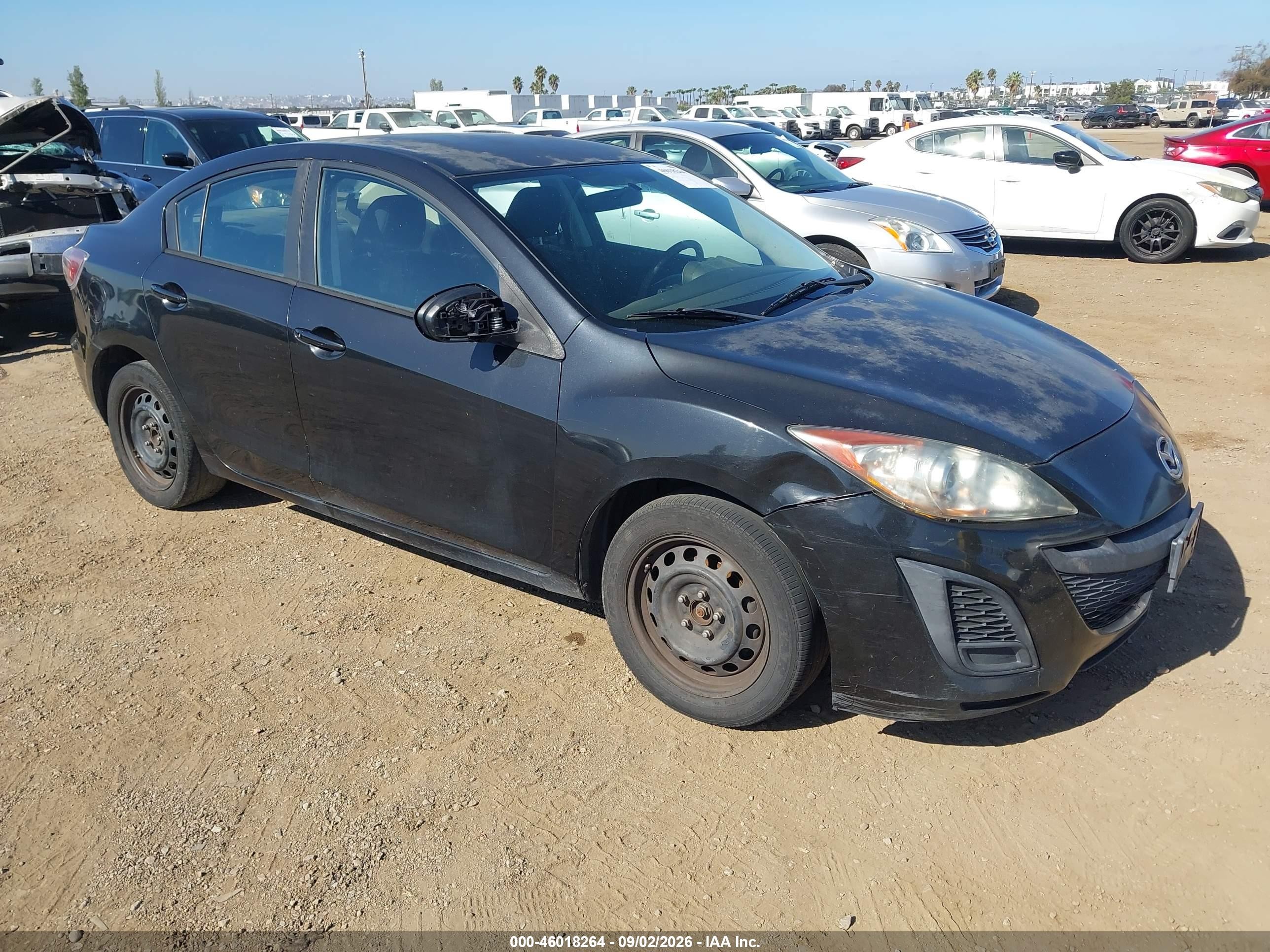 2011 Mazda Mazda3 I Sport Черный vin: JM1BL1UF7B1404589
