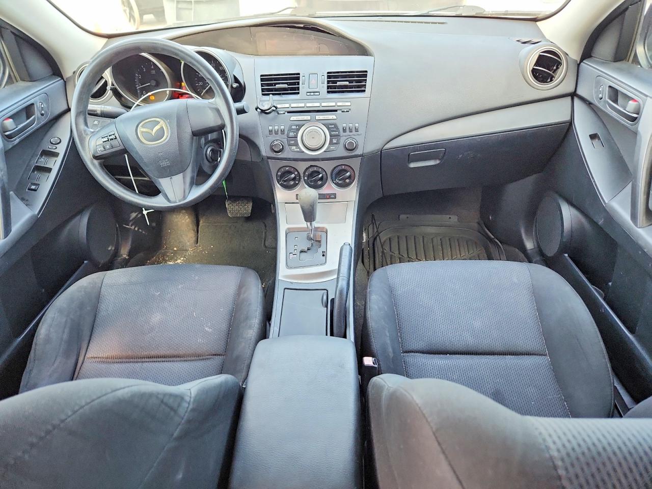 2011 Mazda 3 I Silver vin: JM1BL1UF7B1497159