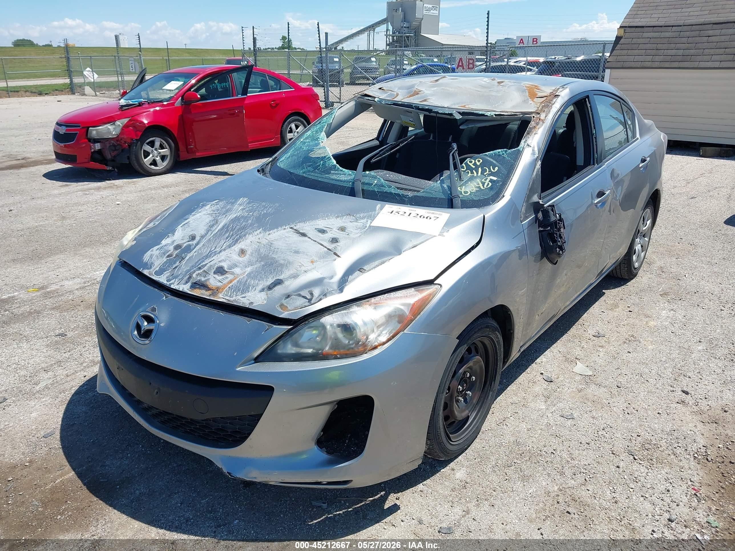 2012 Mazda Mazda3 I Sport Silver vin: JM1BL1UF7C1528248