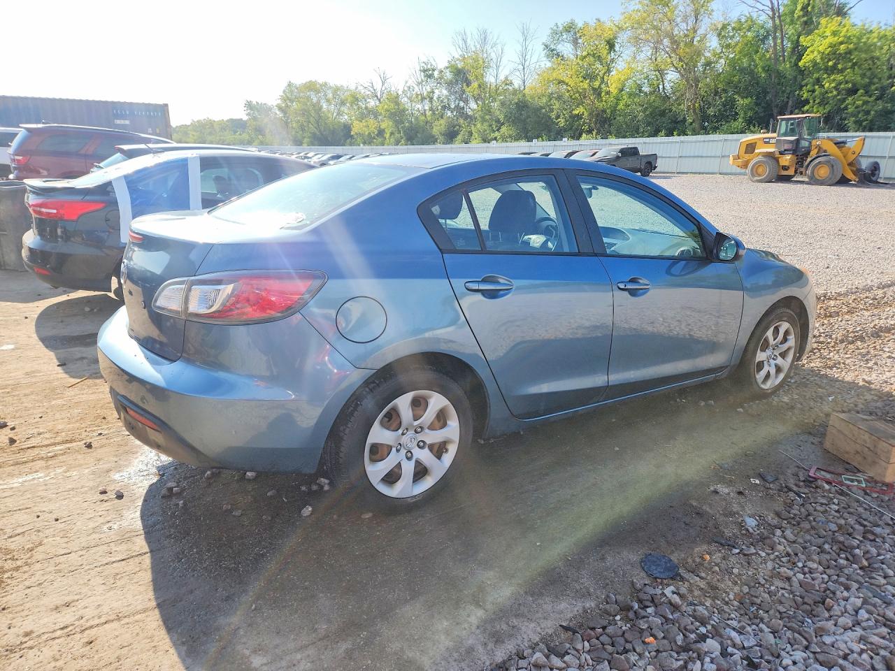 2011 Mazda 3 I Blue vin: JM1BL1UF9B1415903