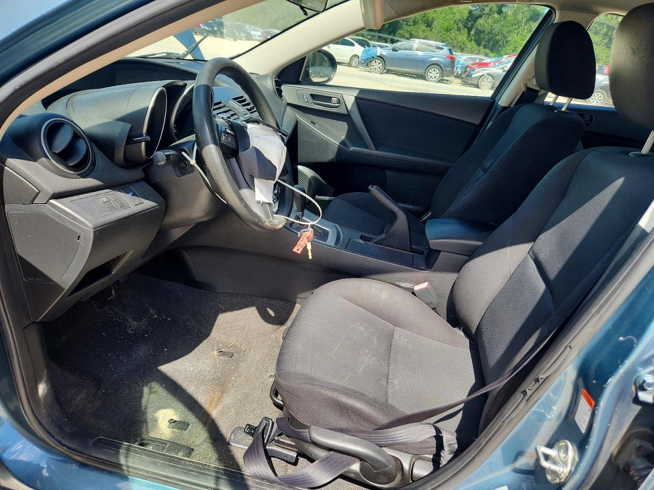 2011 Mazda 3 I Blue vin: JM1BL1UFXB1466343