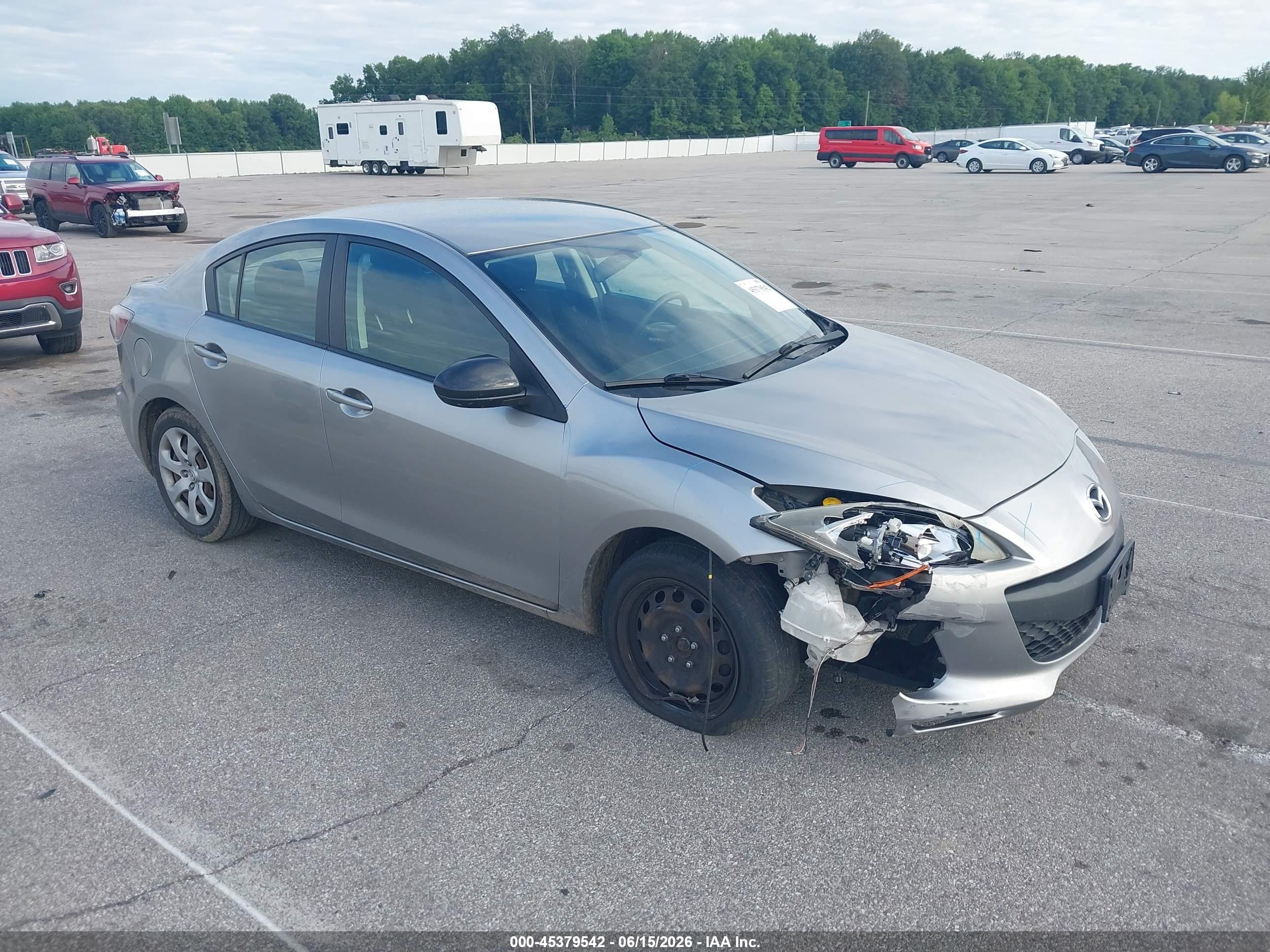 2012 Mazda Mazda3 I Sport Gray vin: JM1BL1UFXC1554262