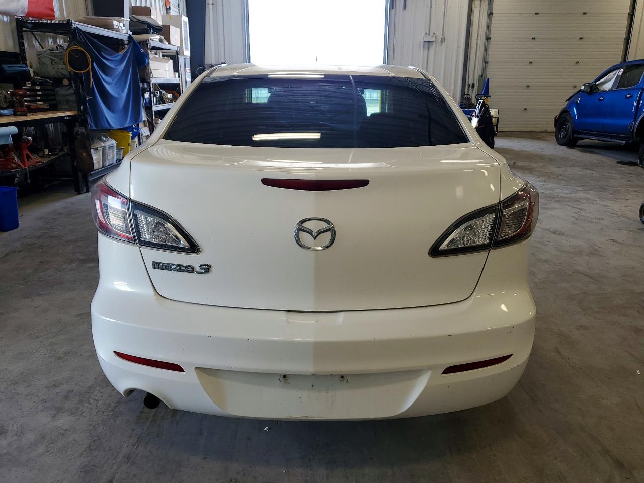 2013 Mazda 3 I White vin: JM1BL1UFXD1723827