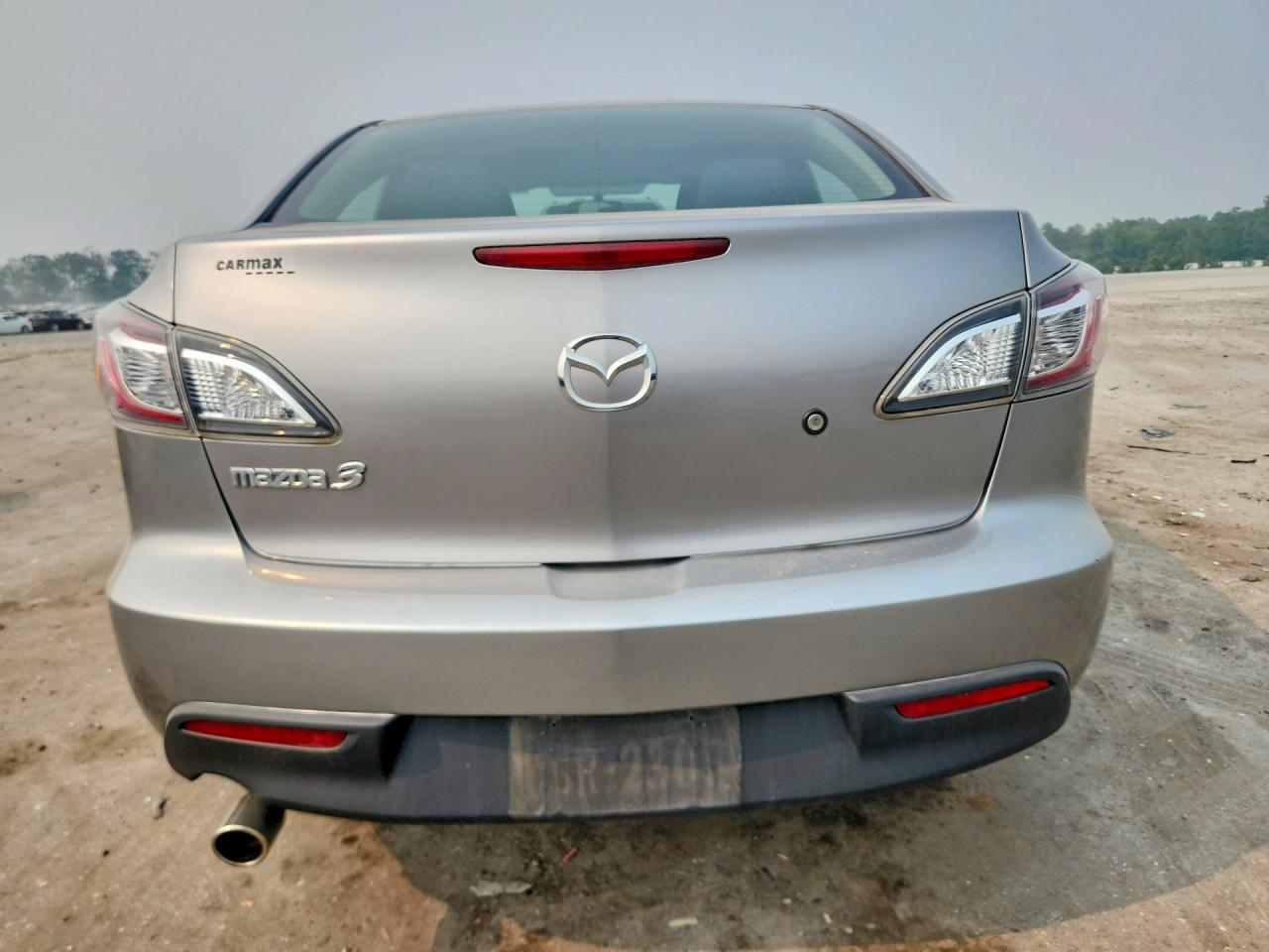 2011 Mazda 3 4d I Spt Silver vin: JM1BL1UG0B1422358