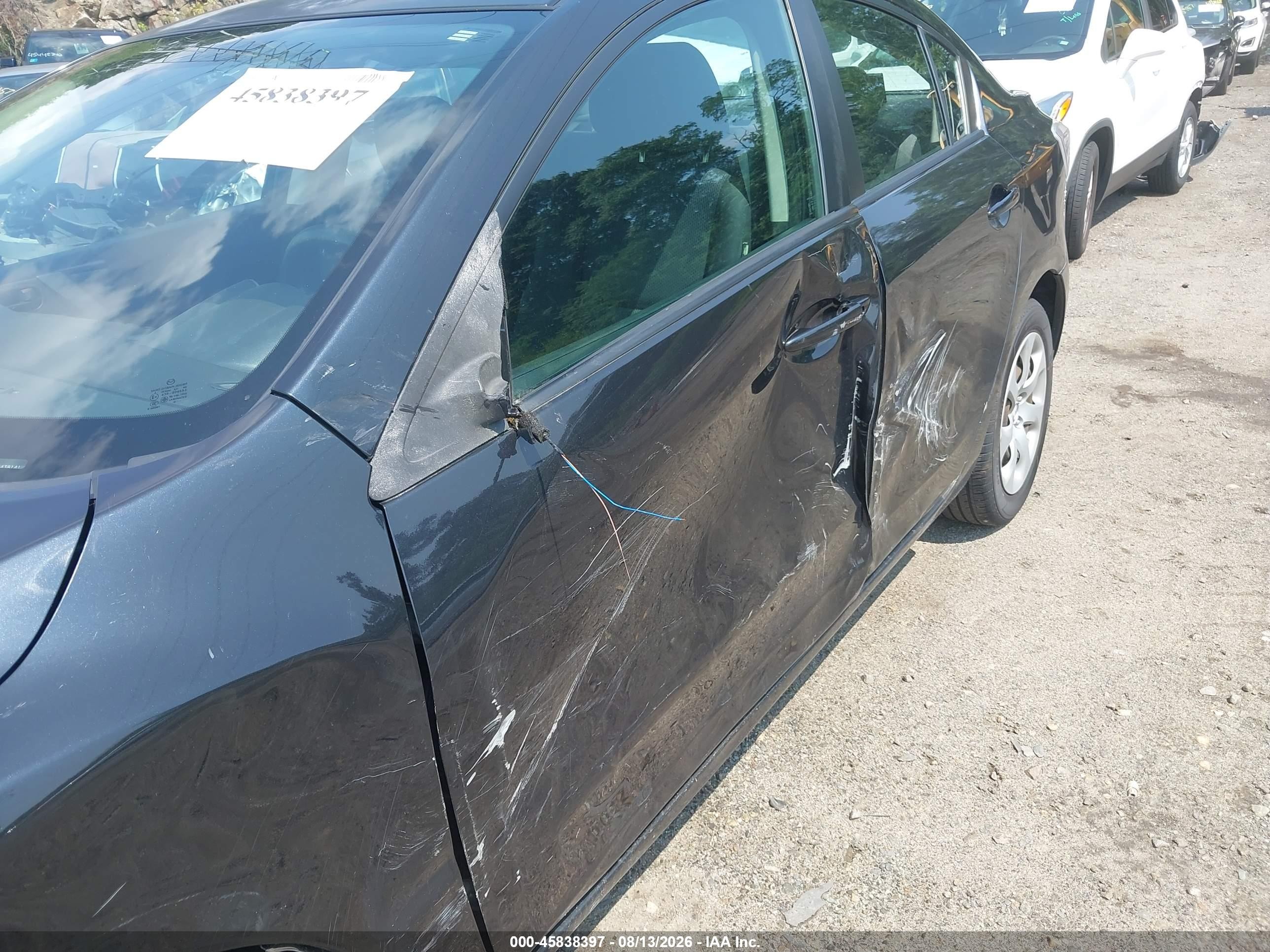2011 Mazda Mazda3 I Sport Черный vin: JM1BL1UG0B1438141
