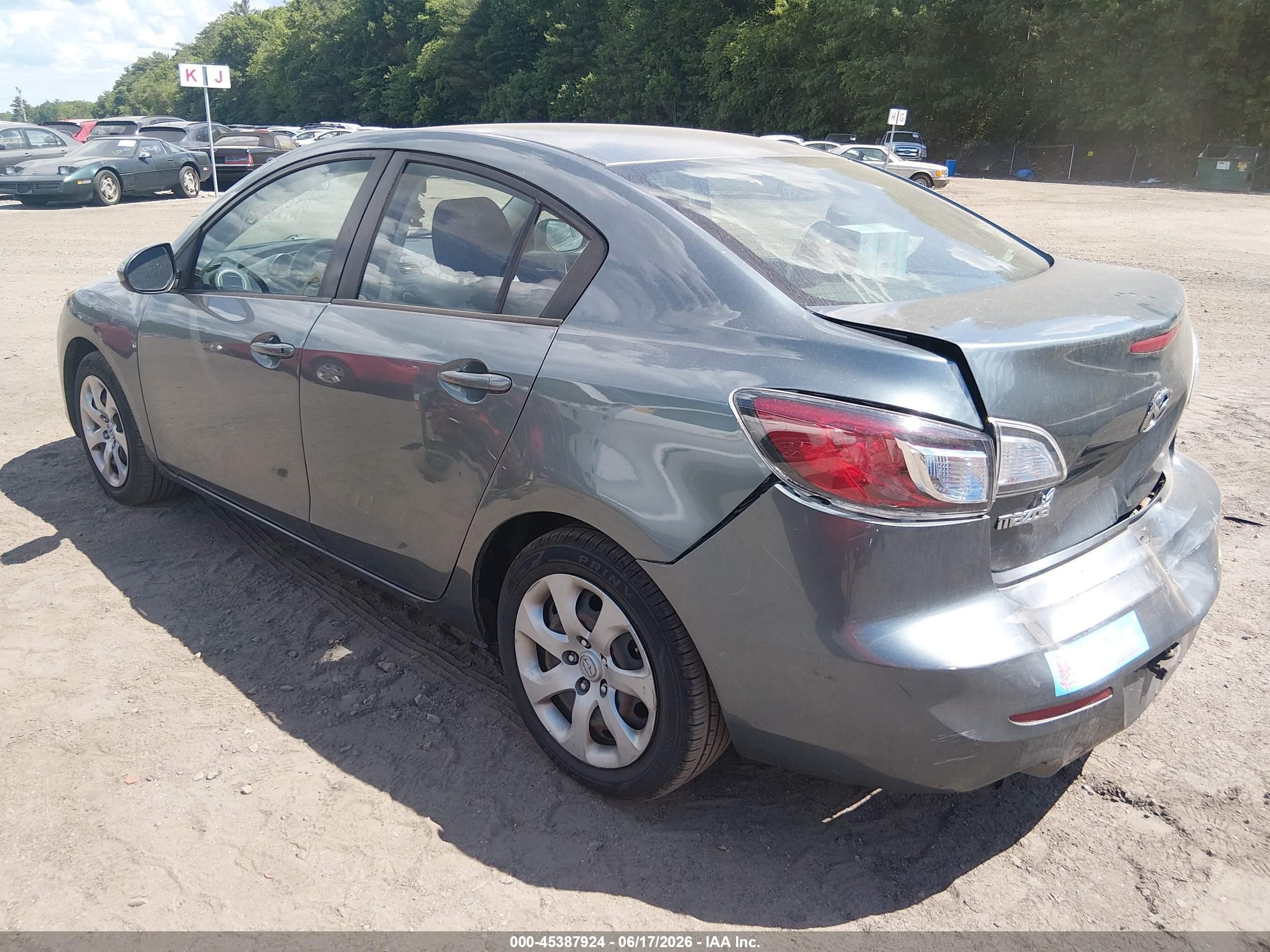 2012 Mazda Mazda3 I Sport Blue vin: JM1BL1UG0C1544638