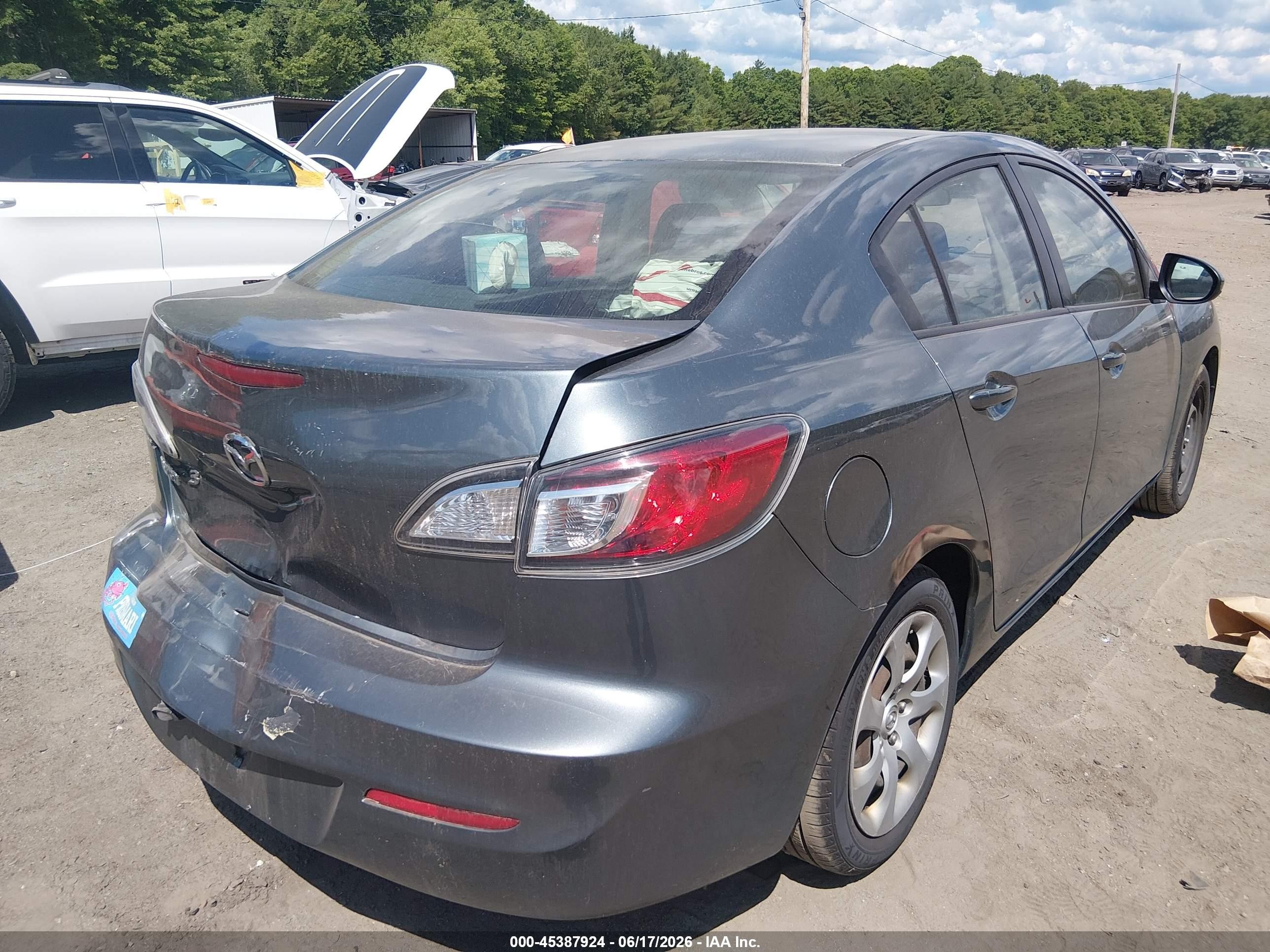 2012 Mazda Mazda3 I Sport Blue vin: JM1BL1UG0C1544638