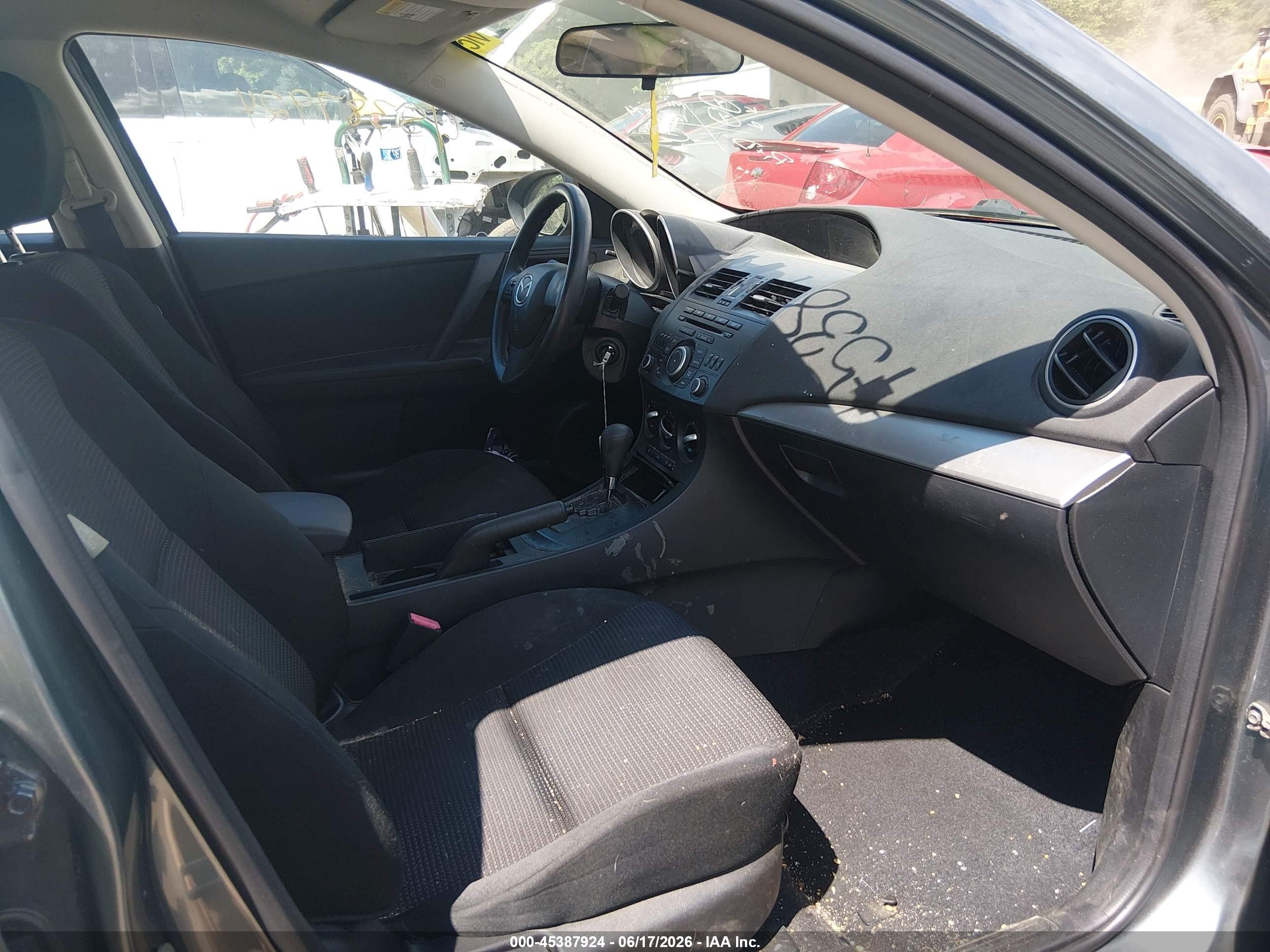 2012 Mazda Mazda3 I Sport Blue vin: JM1BL1UG0C1544638