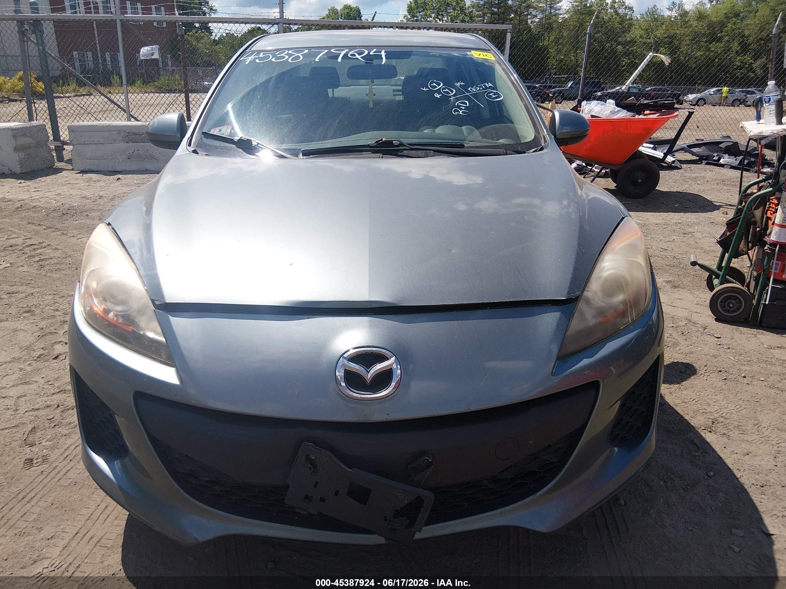 2012 Mazda Mazda3 I Sport Blue vin: JM1BL1UG0C1544638