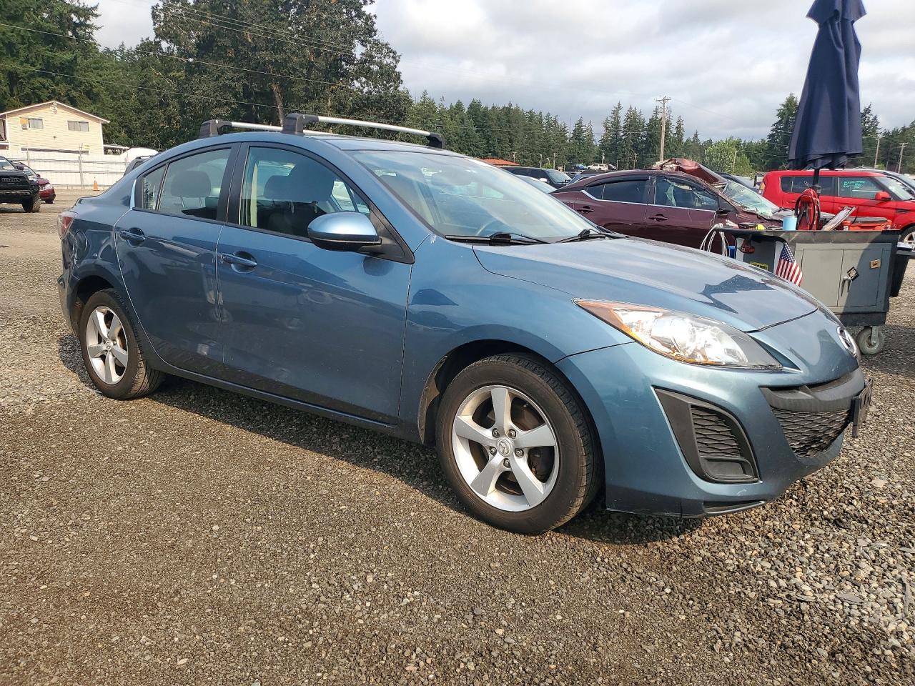 2011 Mazda 3 I Blue vin: JM1BL1UG1B1487221