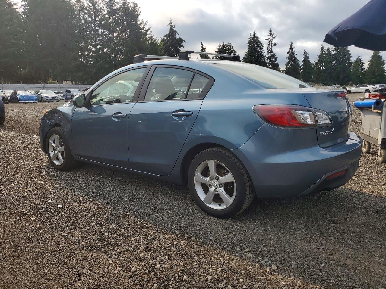 2011 Mazda 3 I Blue vin: JM1BL1UG1B1487221