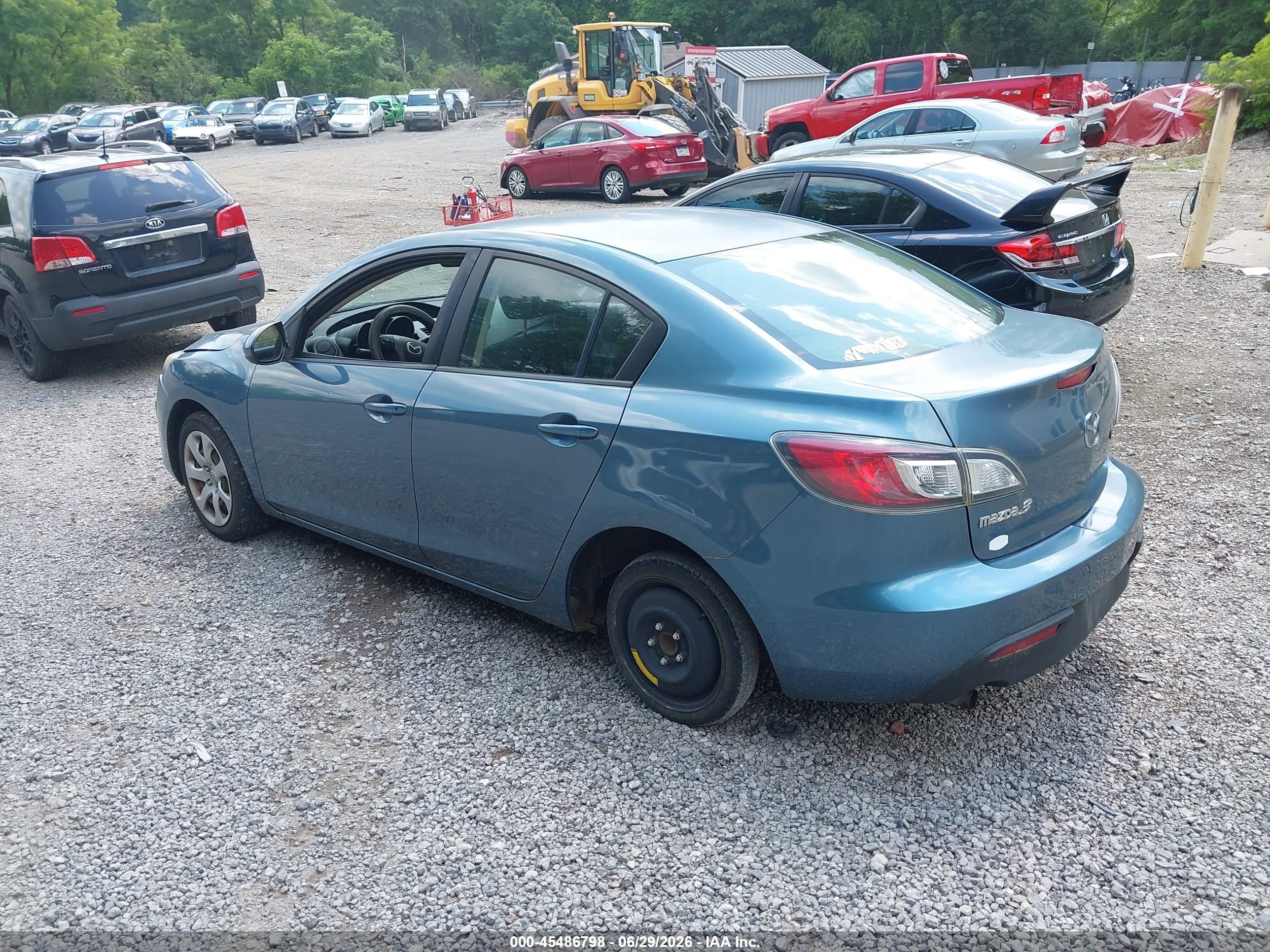 2011 Mazda Mazda3 I Sport Blue vin: JM1BL1UG2B1382008