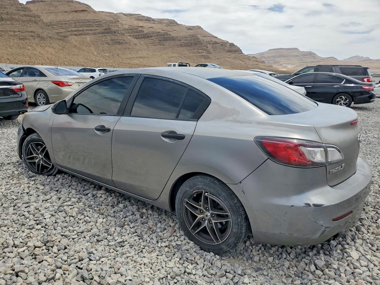 2012 Mazda 3 I Gray vin: JM1BL1UG2C1527744