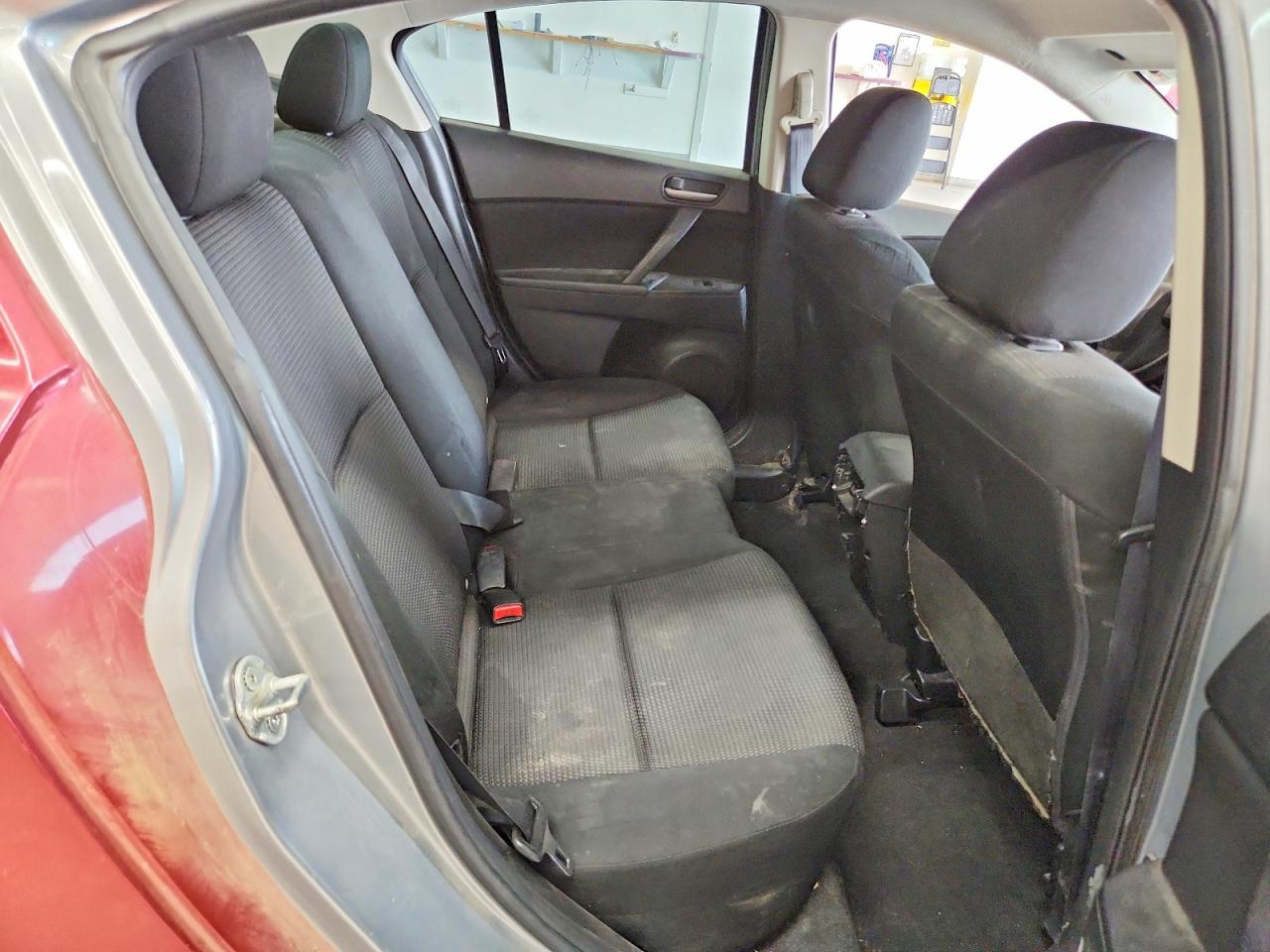 2012 Mazda 3 I Red vin: JM1BL1UG2C1529297
